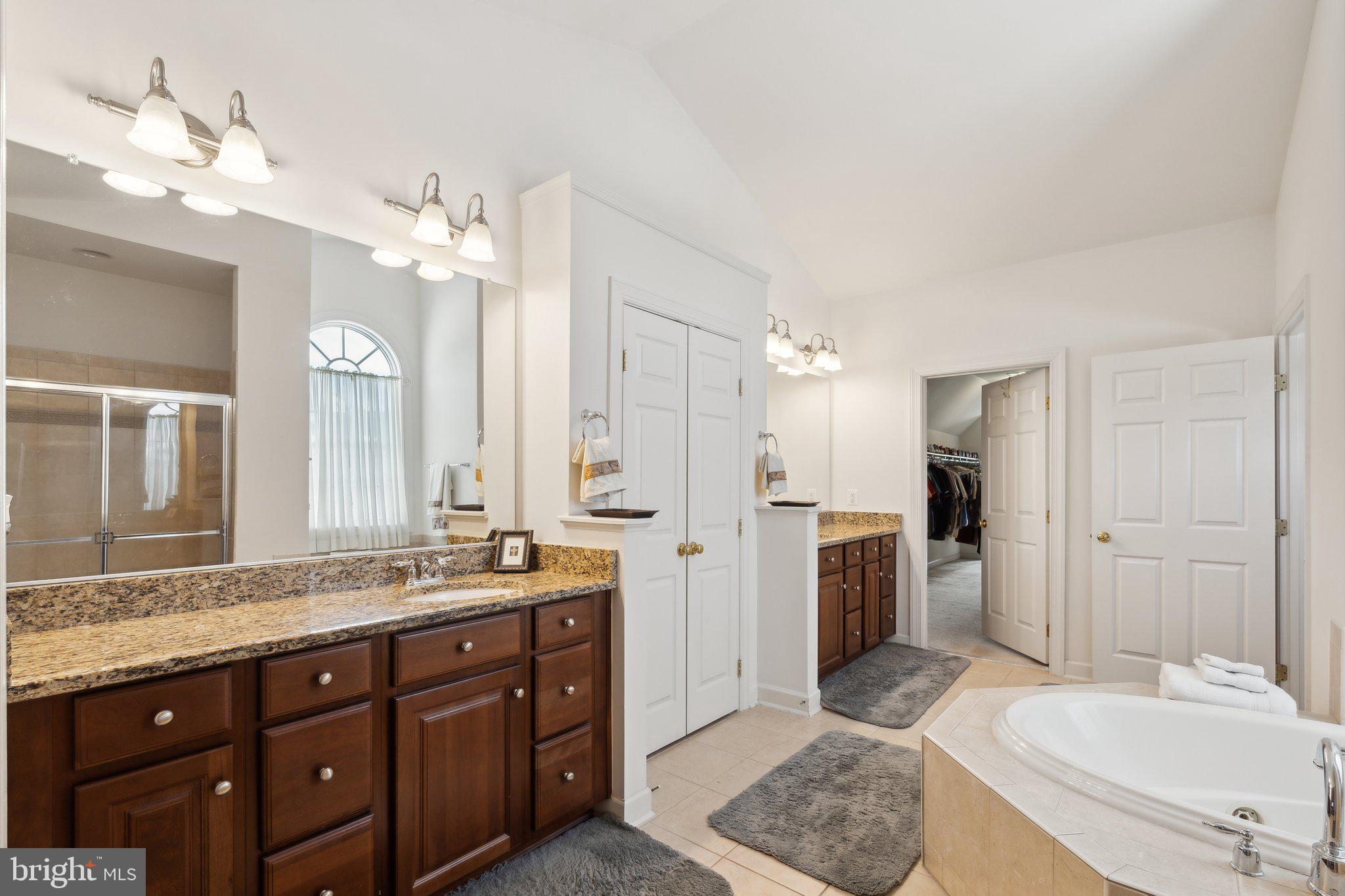 BROOKSIDE - Residential