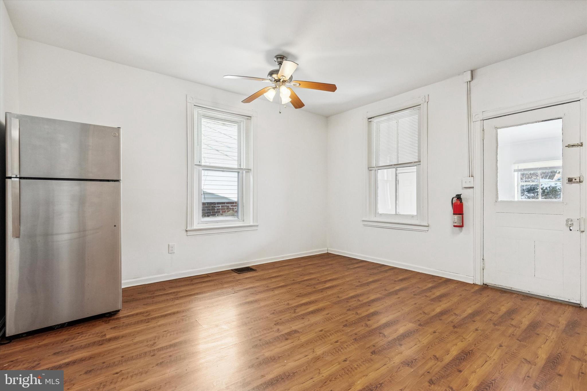 CHAPEL HILL MANOR - Residential