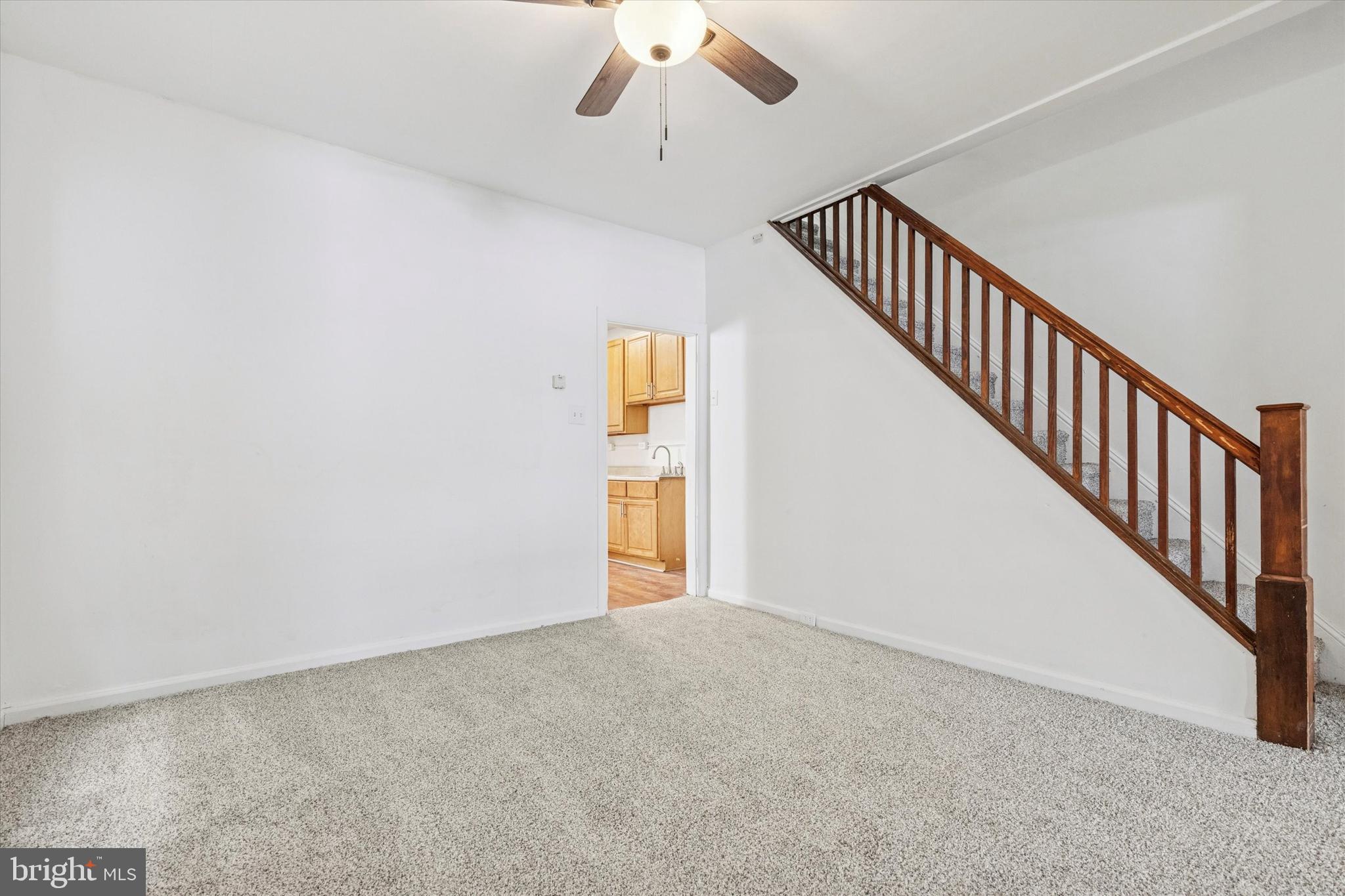 CHAPEL HILL MANOR - Residential