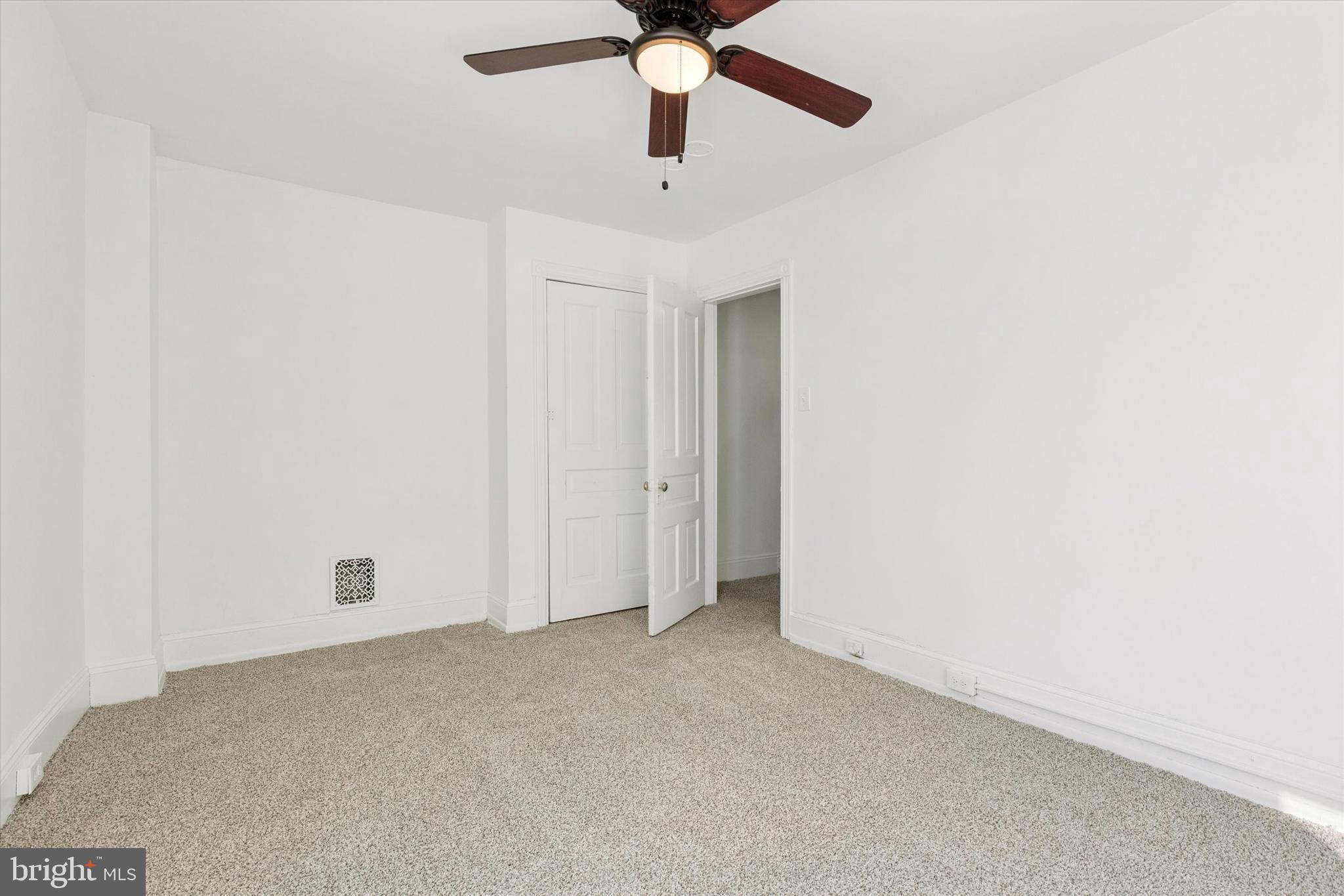 CHAPEL HILL MANOR - Residential