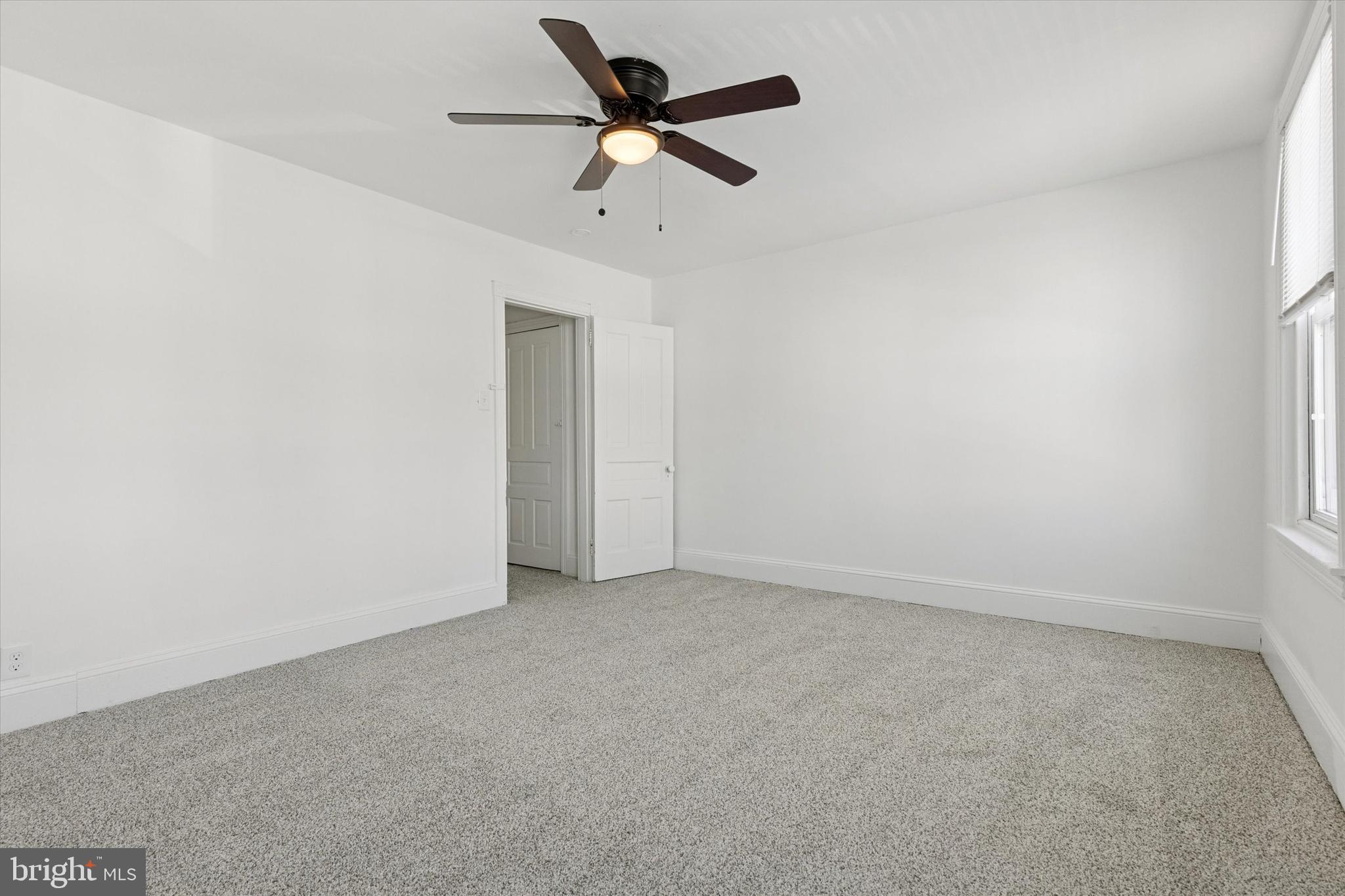 CHAPEL HILL MANOR - Residential