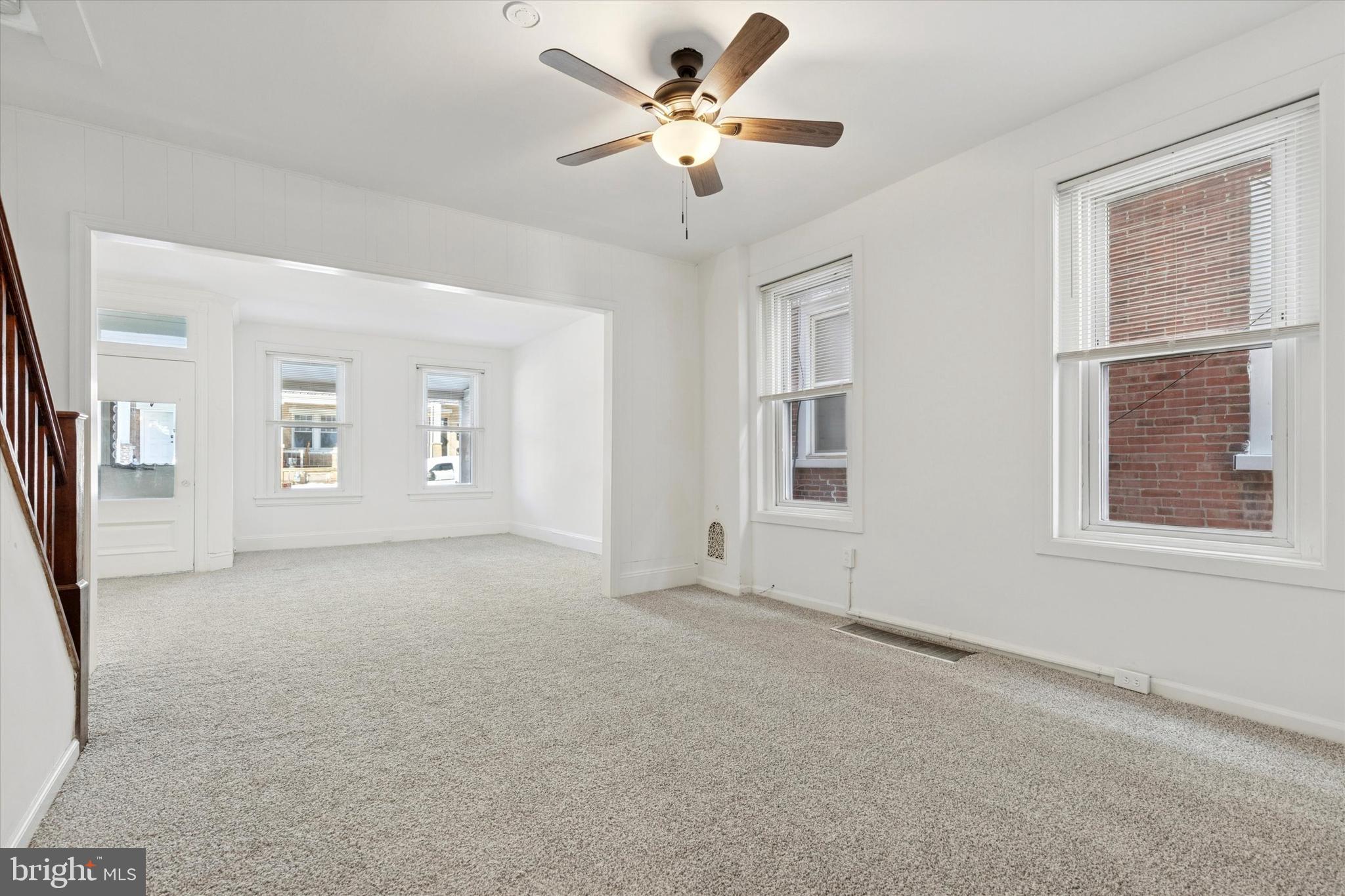 CHAPEL HILL MANOR - Residential