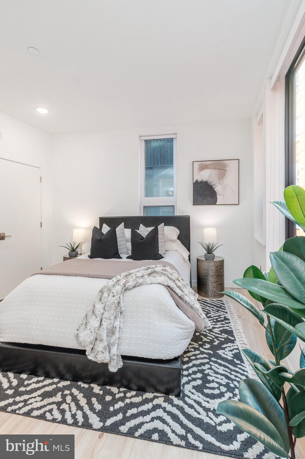 FISHTOWN - Residential Lease