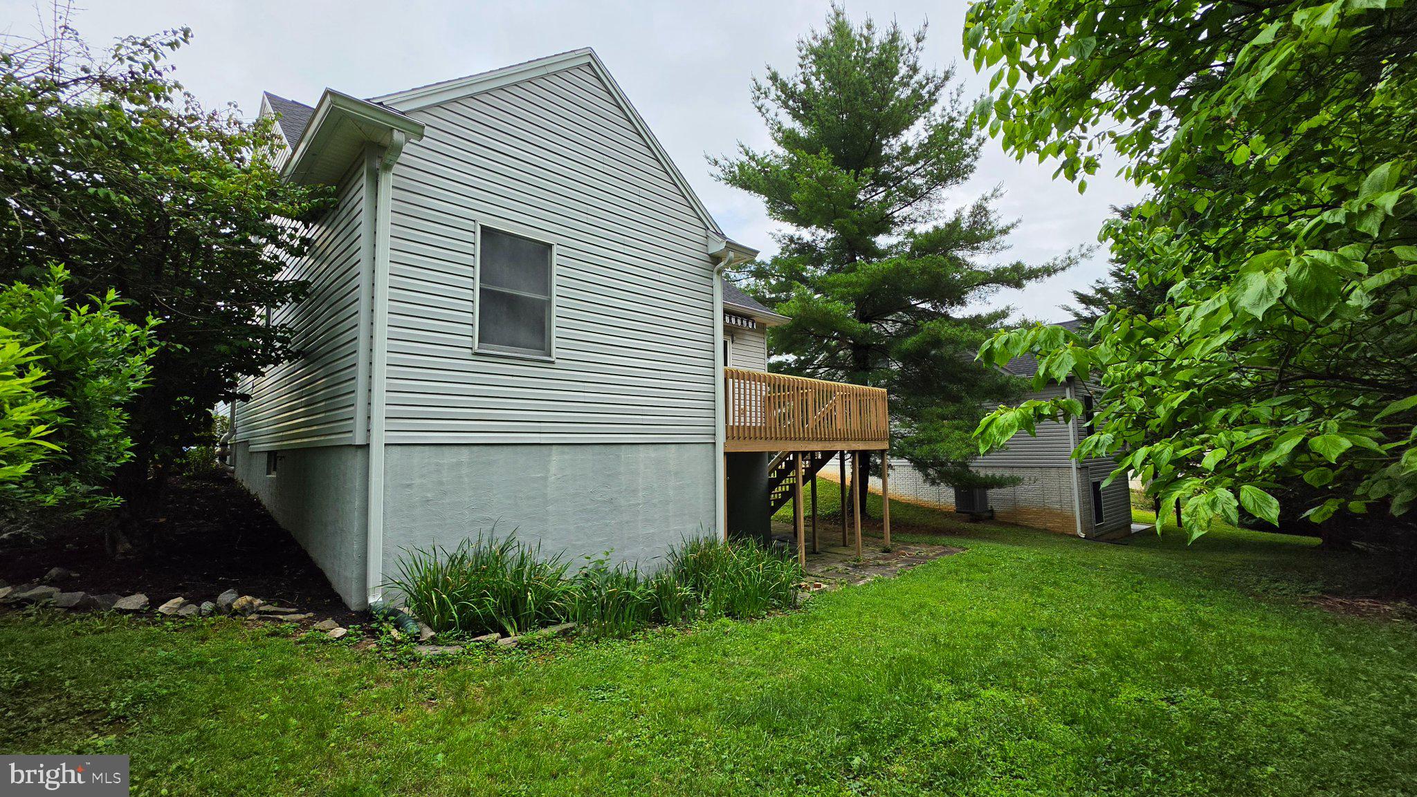 122 HENSEL DRIVE