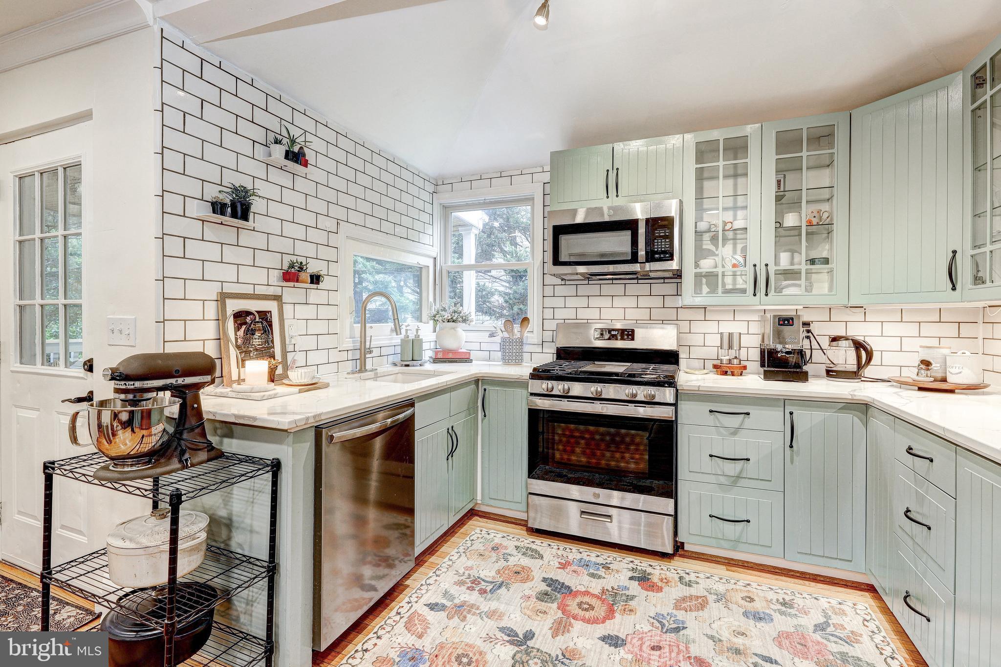 LAKE EVESHAM HISTORIC DISTRICT - Residential