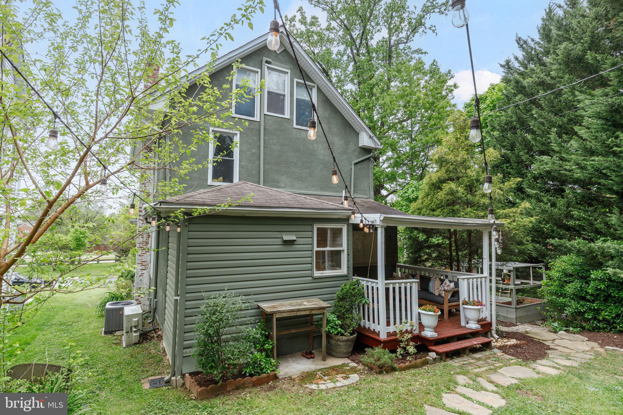 LAKE EVESHAM HISTORIC DISTRICT - Residential
