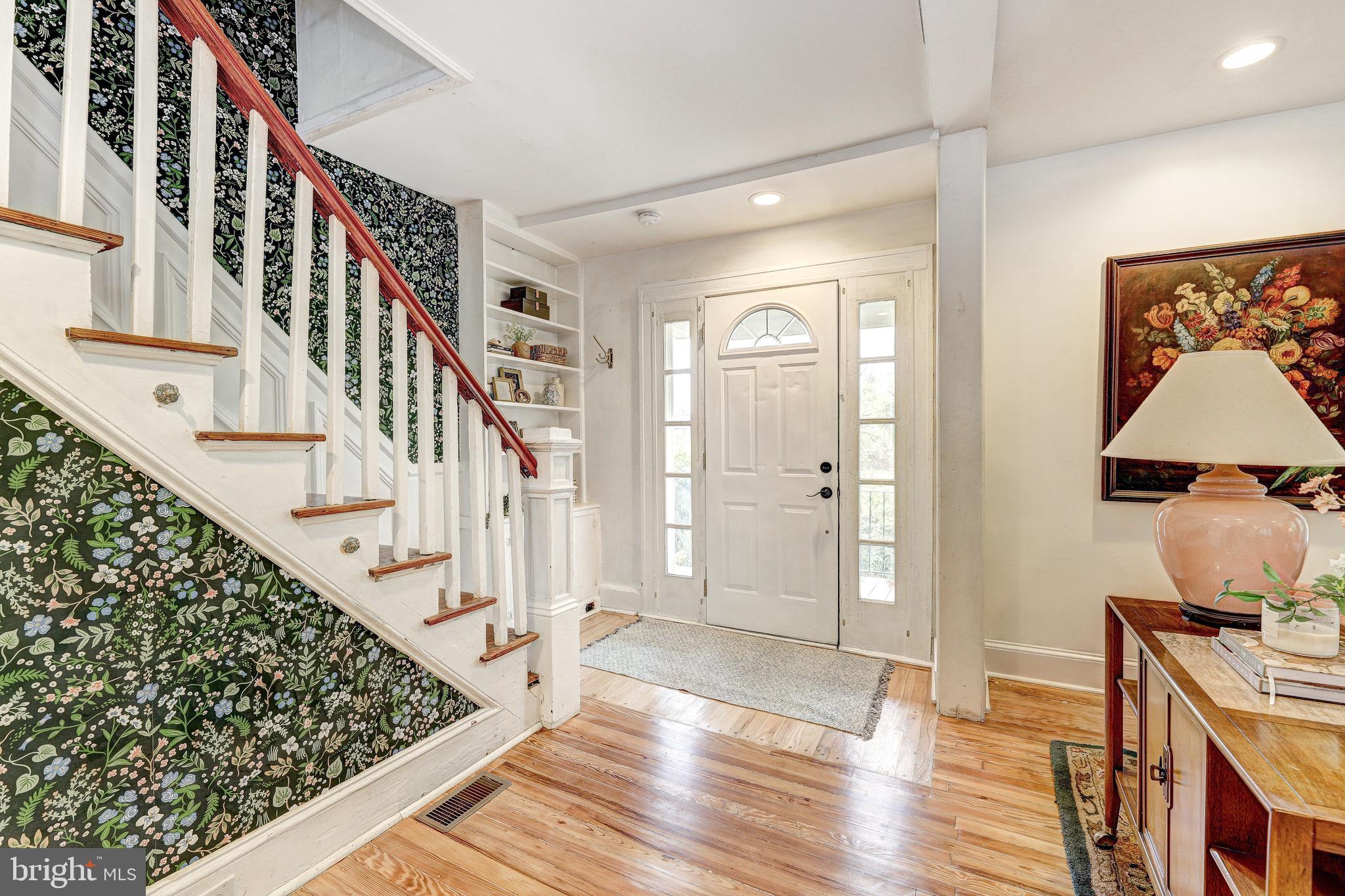 LAKE EVESHAM HISTORIC DISTRICT - Residential