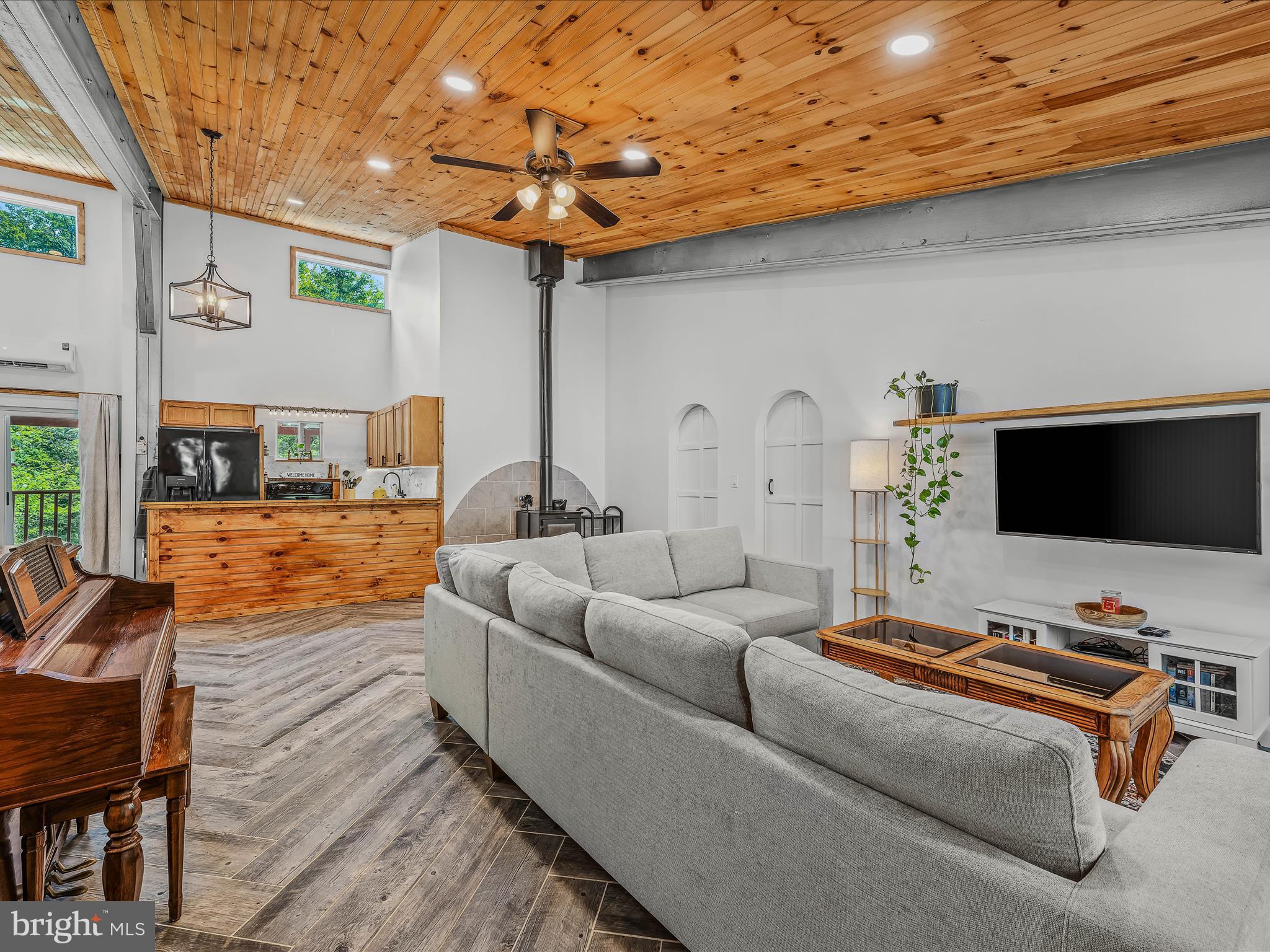 HAPPY VALLEY RETREAT - Residential