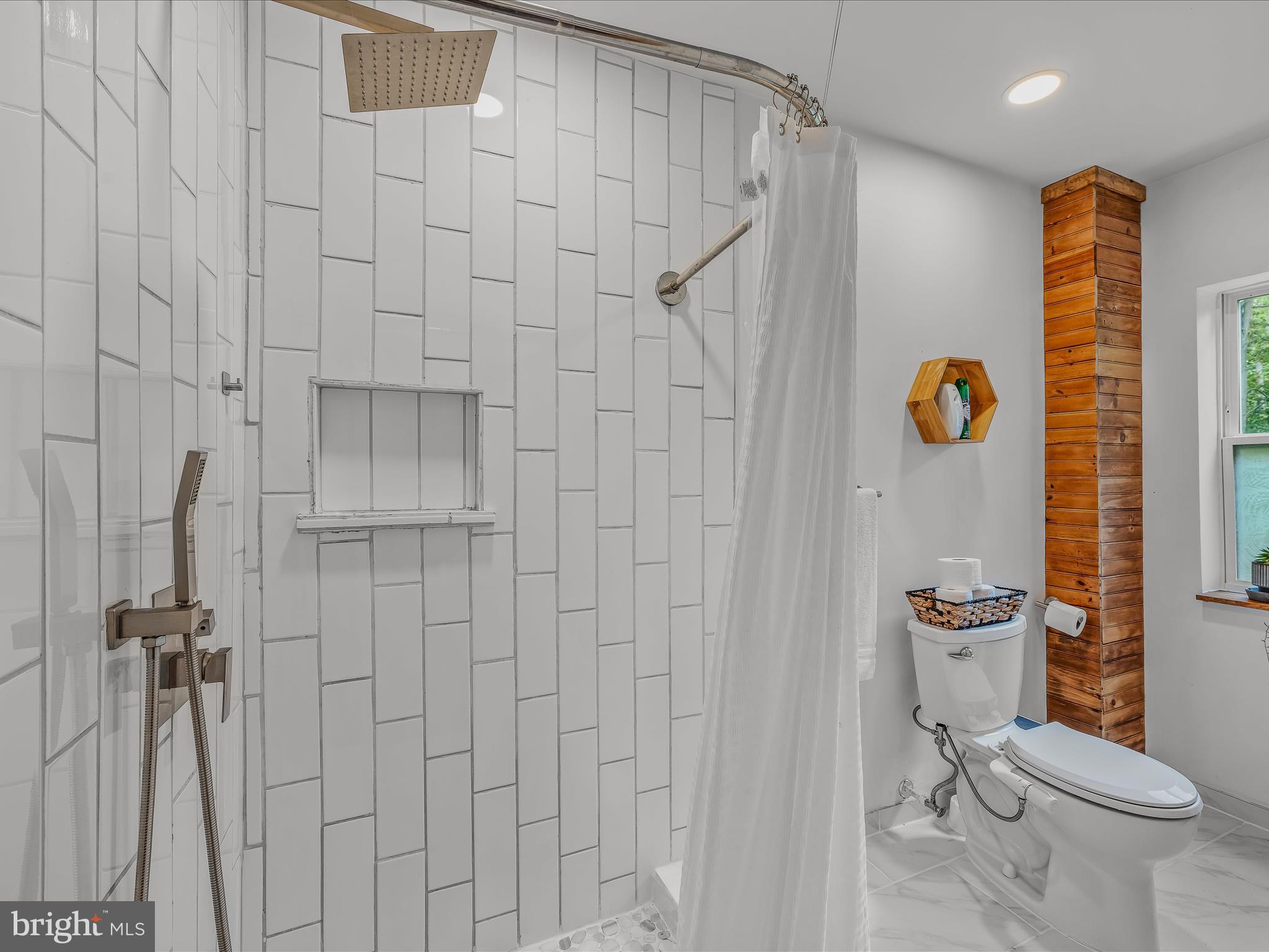 HAPPY VALLEY RETREAT - Residential