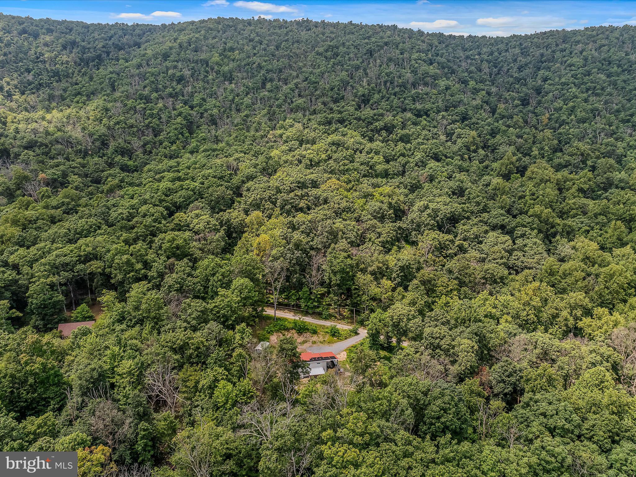 HAPPY VALLEY RETREAT - Residential