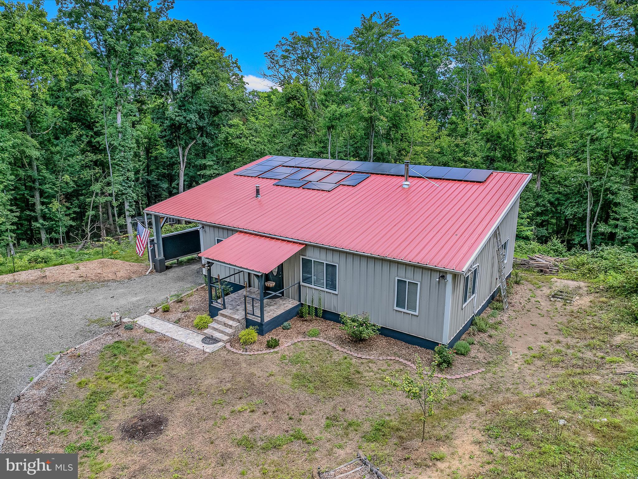 HAPPY VALLEY RETREAT - Residential