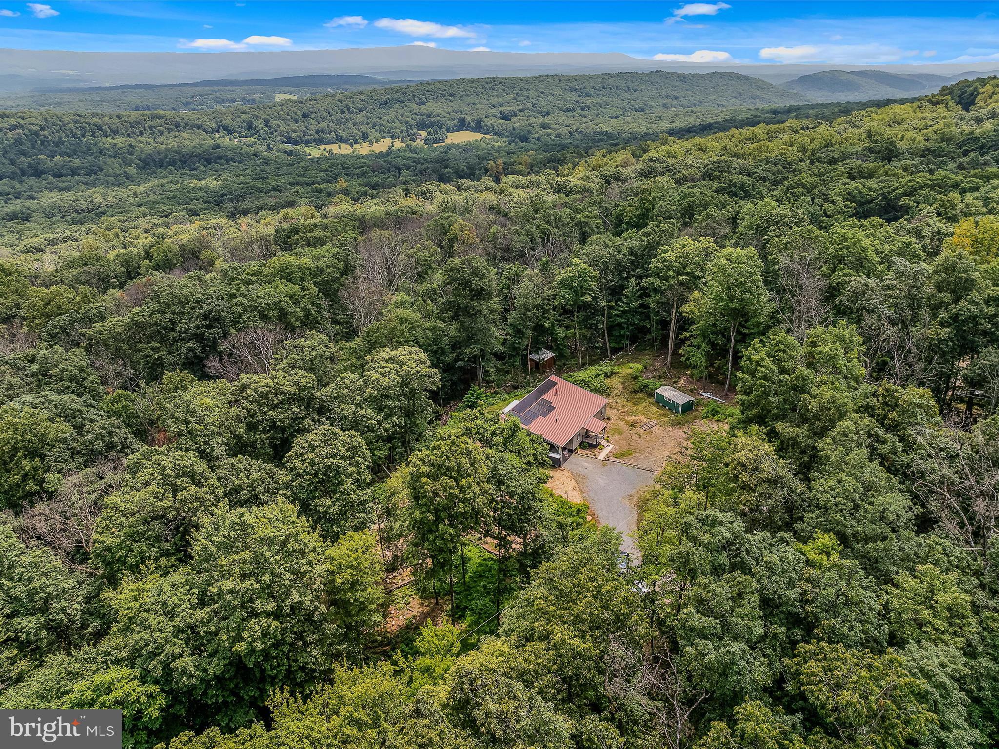 HAPPY VALLEY RETREAT - Residential