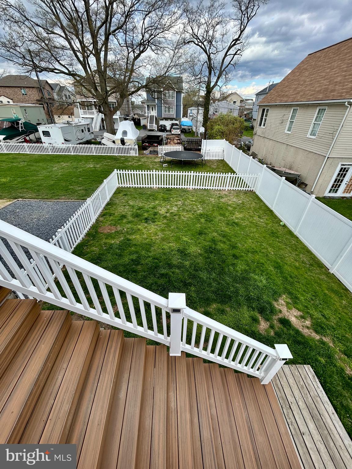 SWAN POINT - Residential