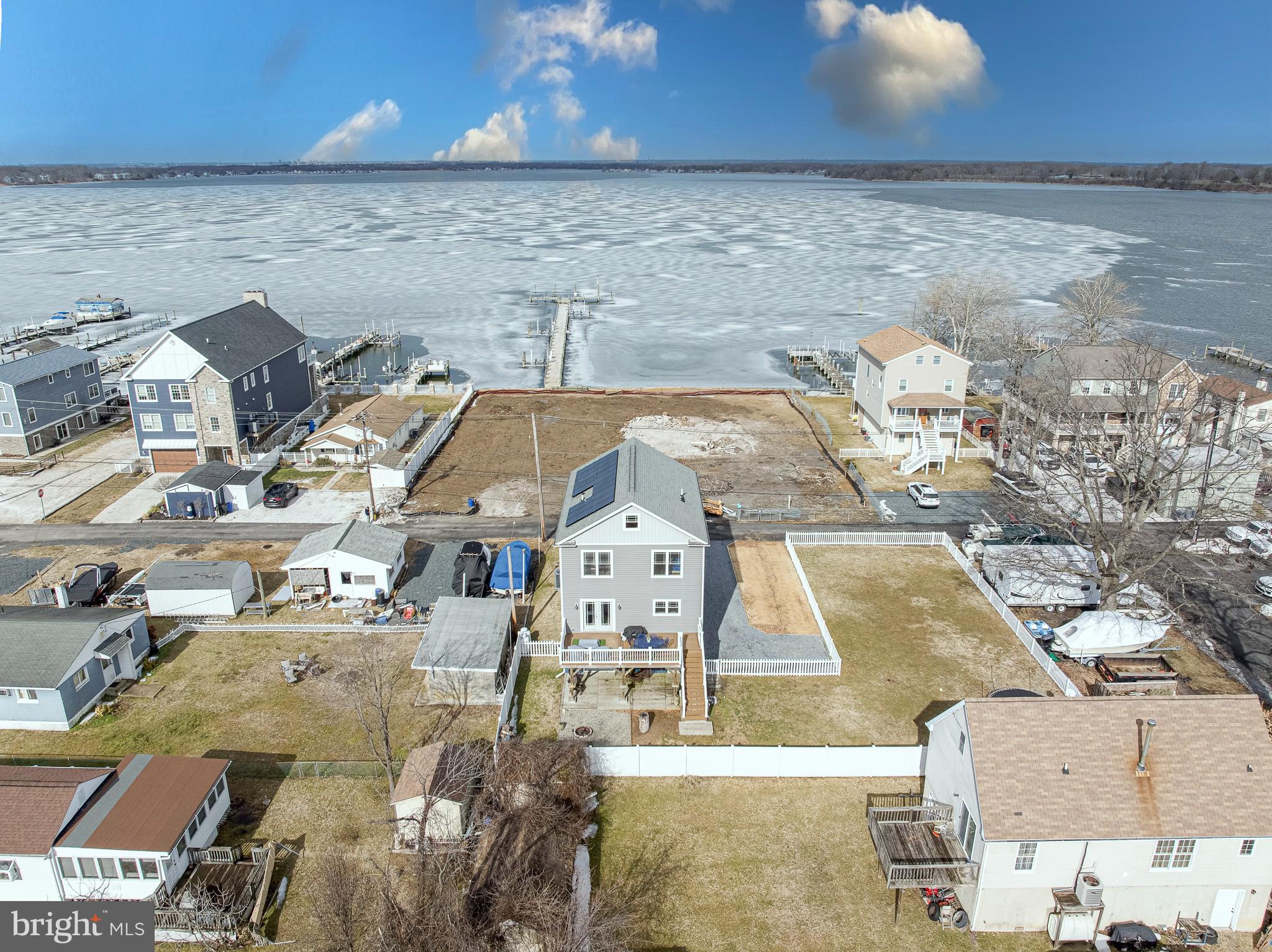 SWAN POINT - Residential