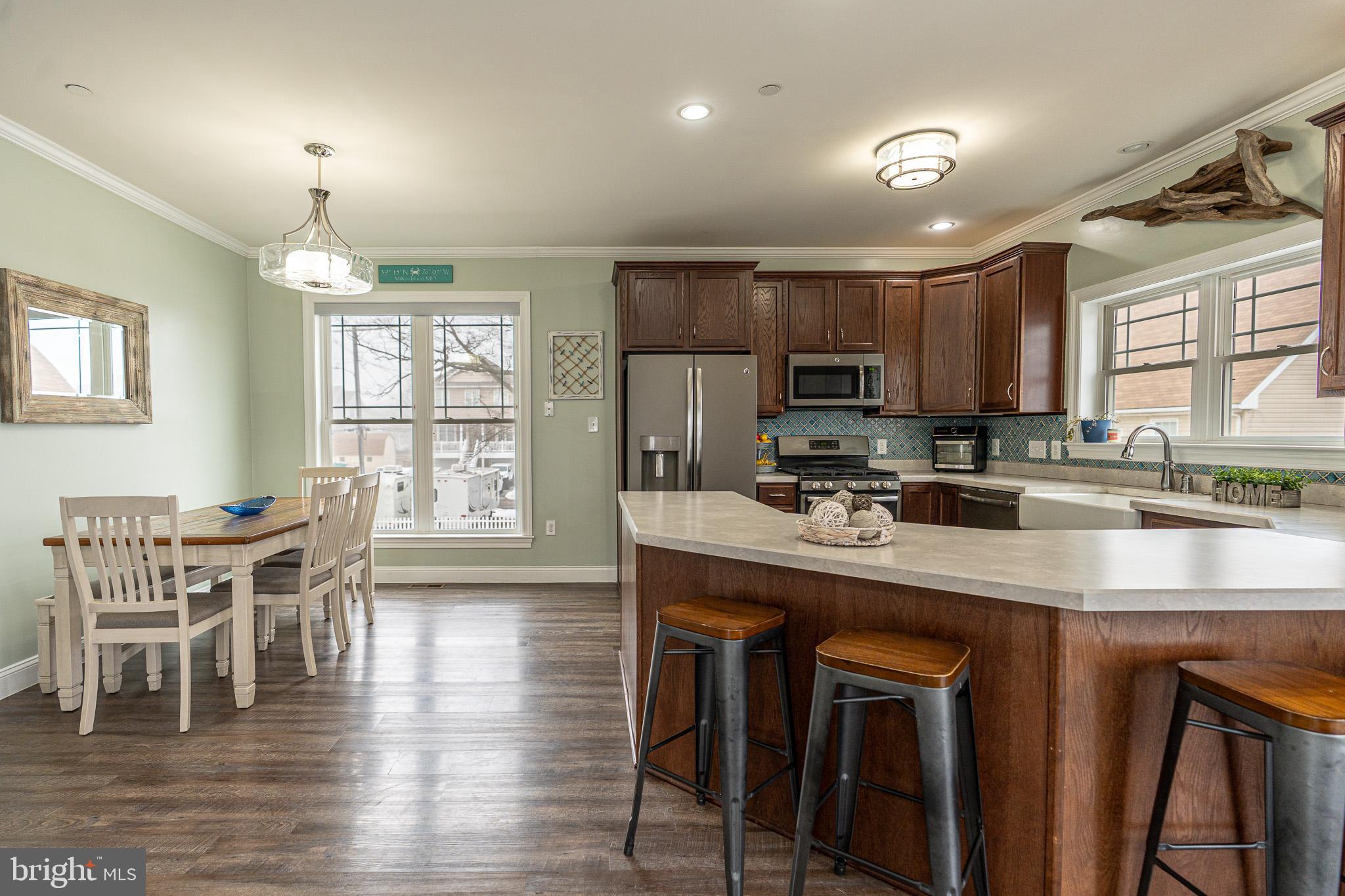 SWAN POINT - Residential