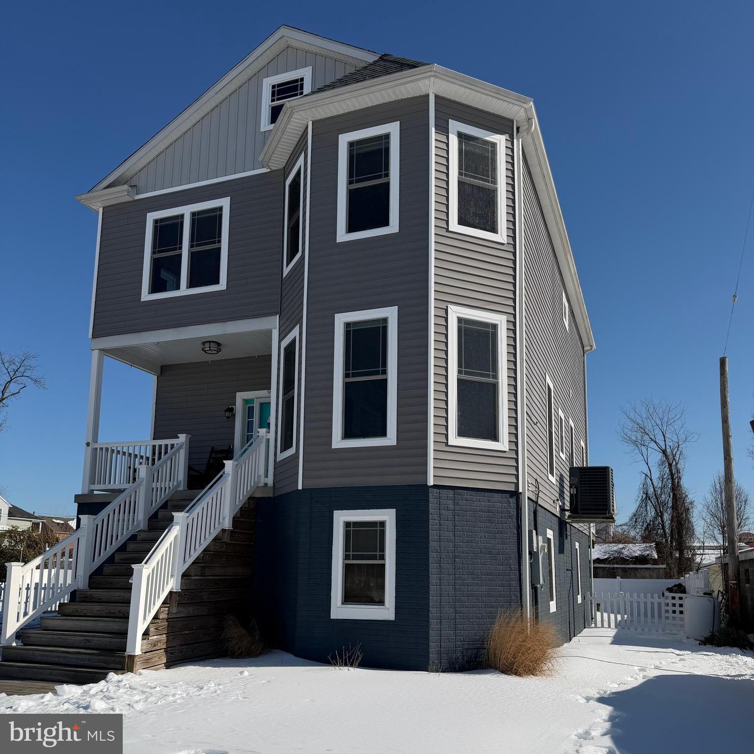 SWAN POINT - Residential