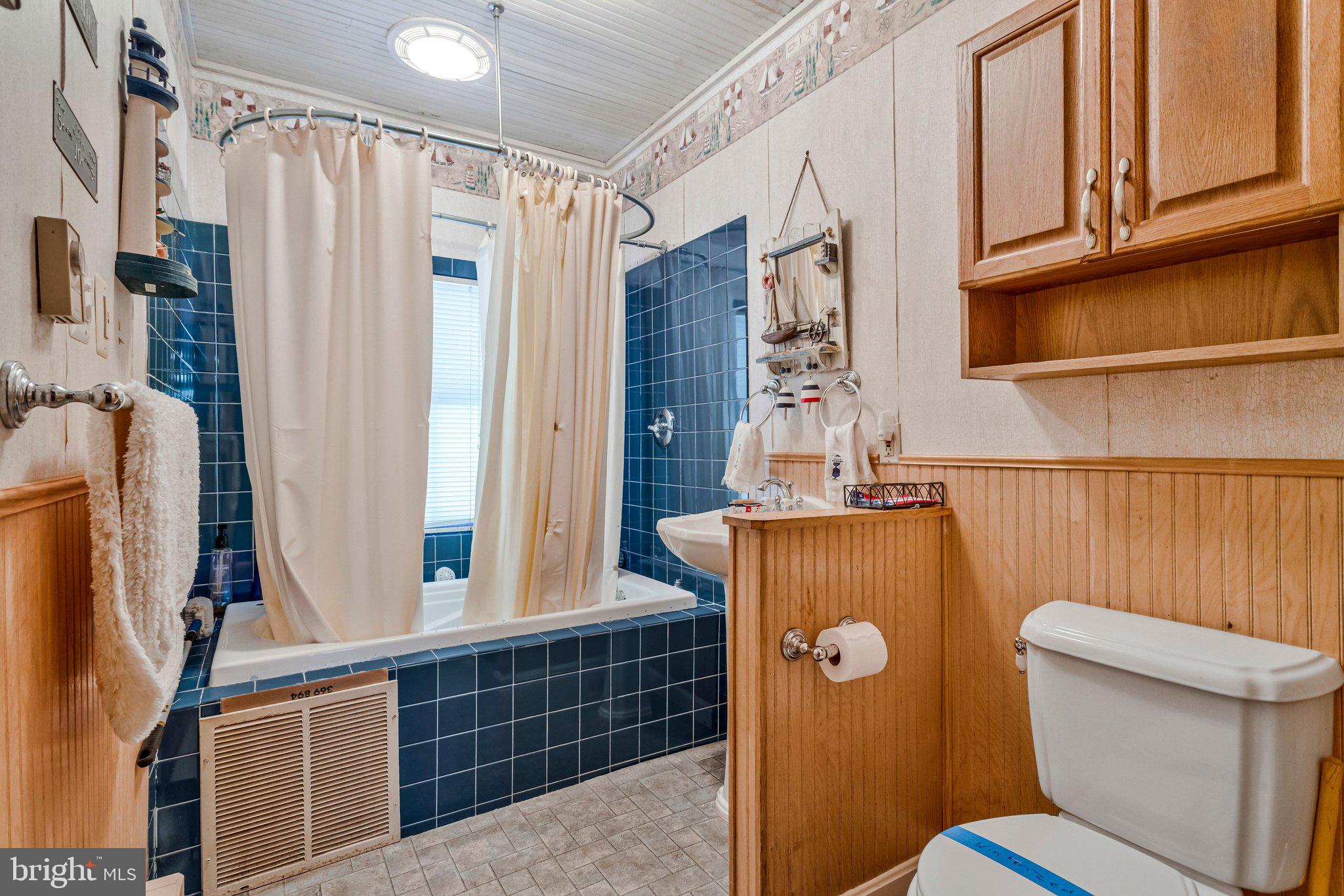 NORTH BEACH PARK - Residential