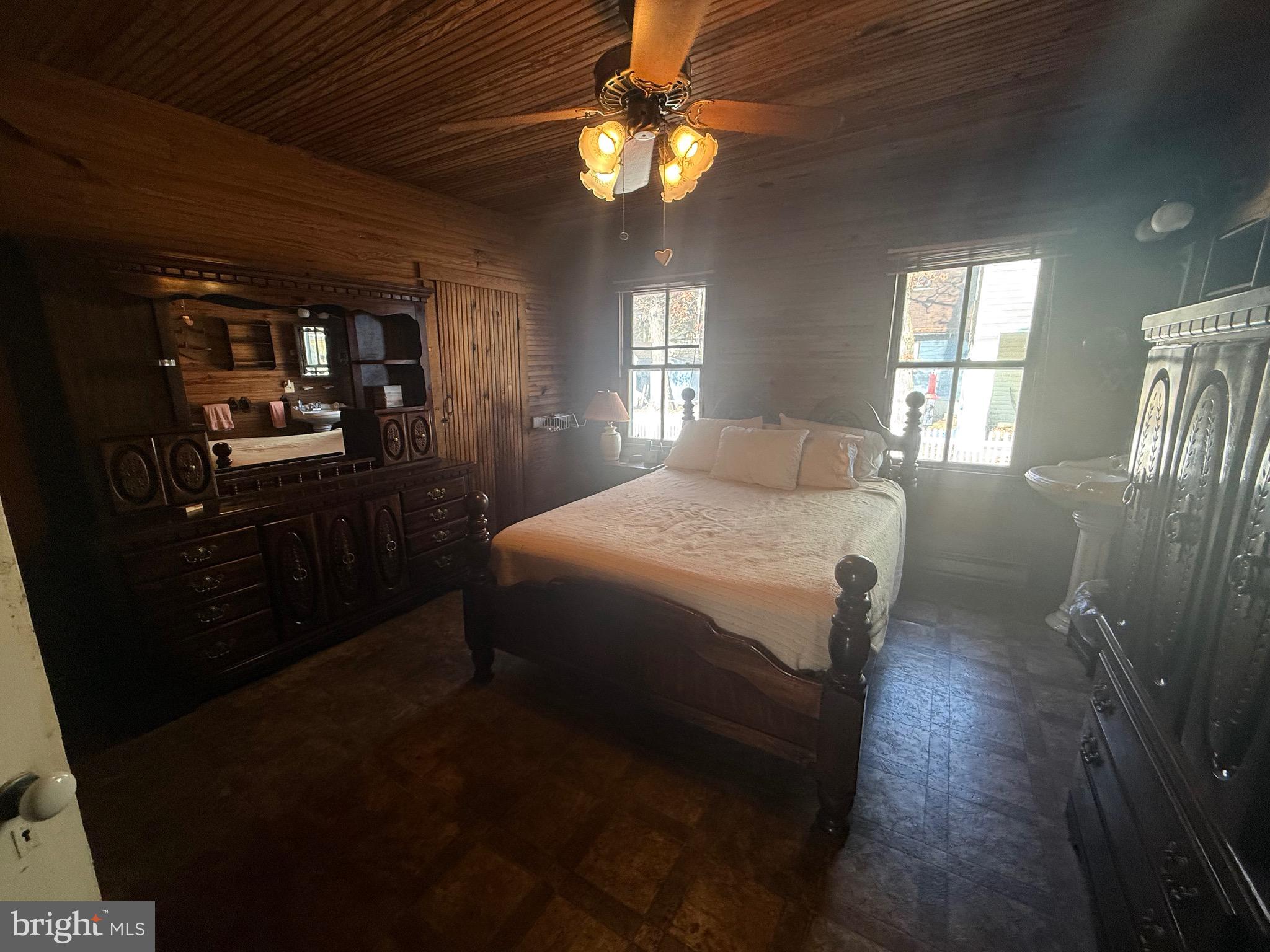 NORTH BEACH PARK - Residential