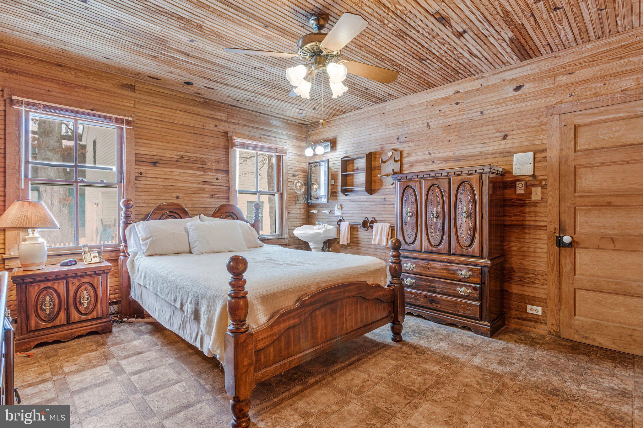 NORTH BEACH PARK - Residential