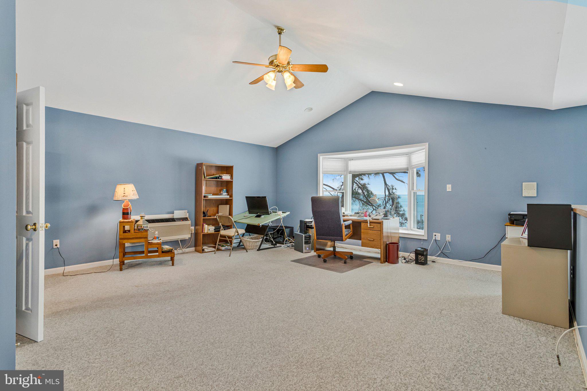 NORTH BEACH PARK - Residential