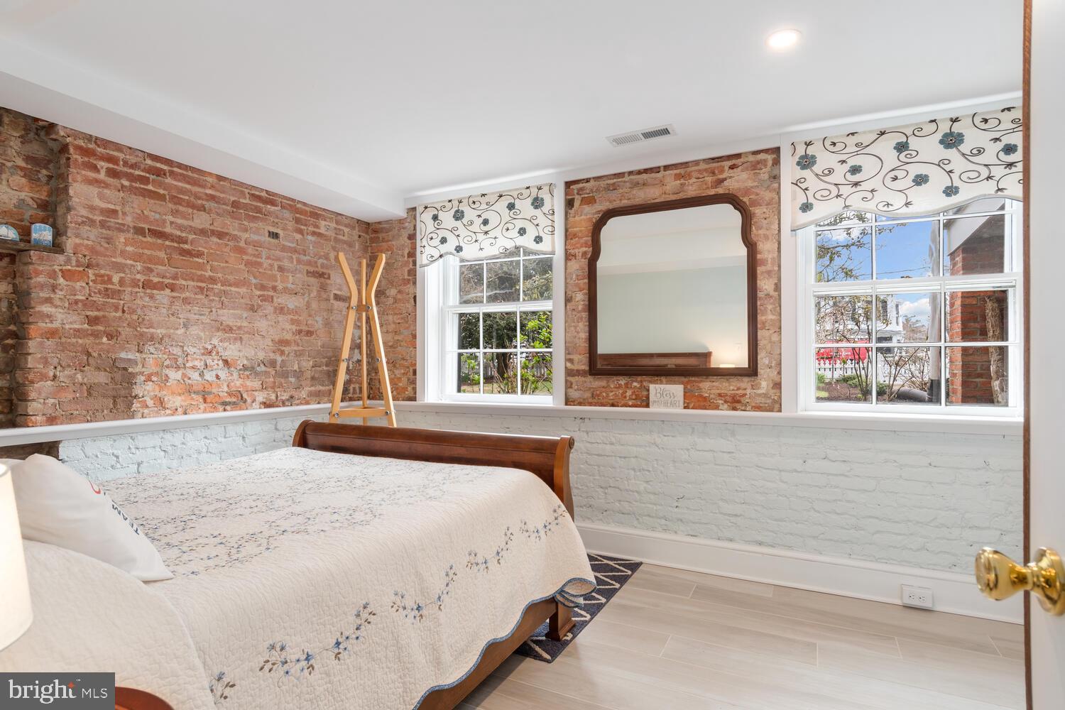 OXFORD - Residential