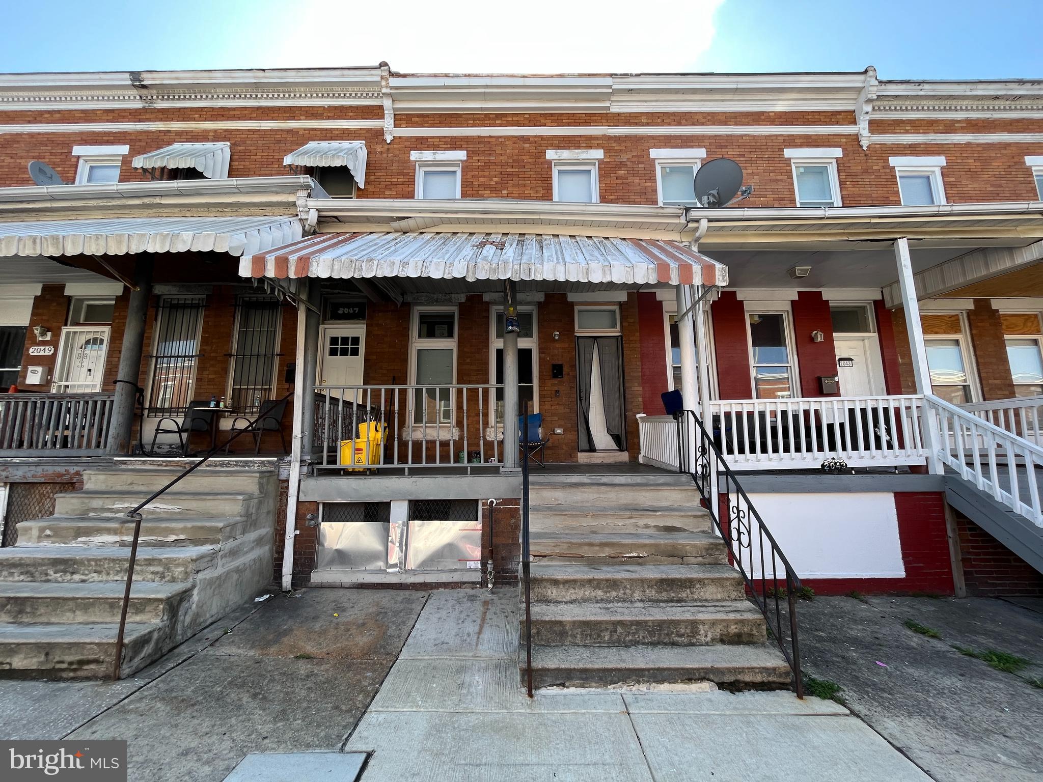 ONLINE AUCTION: Bidding begins 4/17/2025 @ 10:00 AM. Bidding ends 4/21/2025 @ 11:20 AM. List Price is Suggested Opening Bid. Deposit: $5,000. 2 Story Townhouse located in the East Baltimore Midway area. JUST MINUTES to Clifton Park. Easy access to major traffic artery E North Ave.