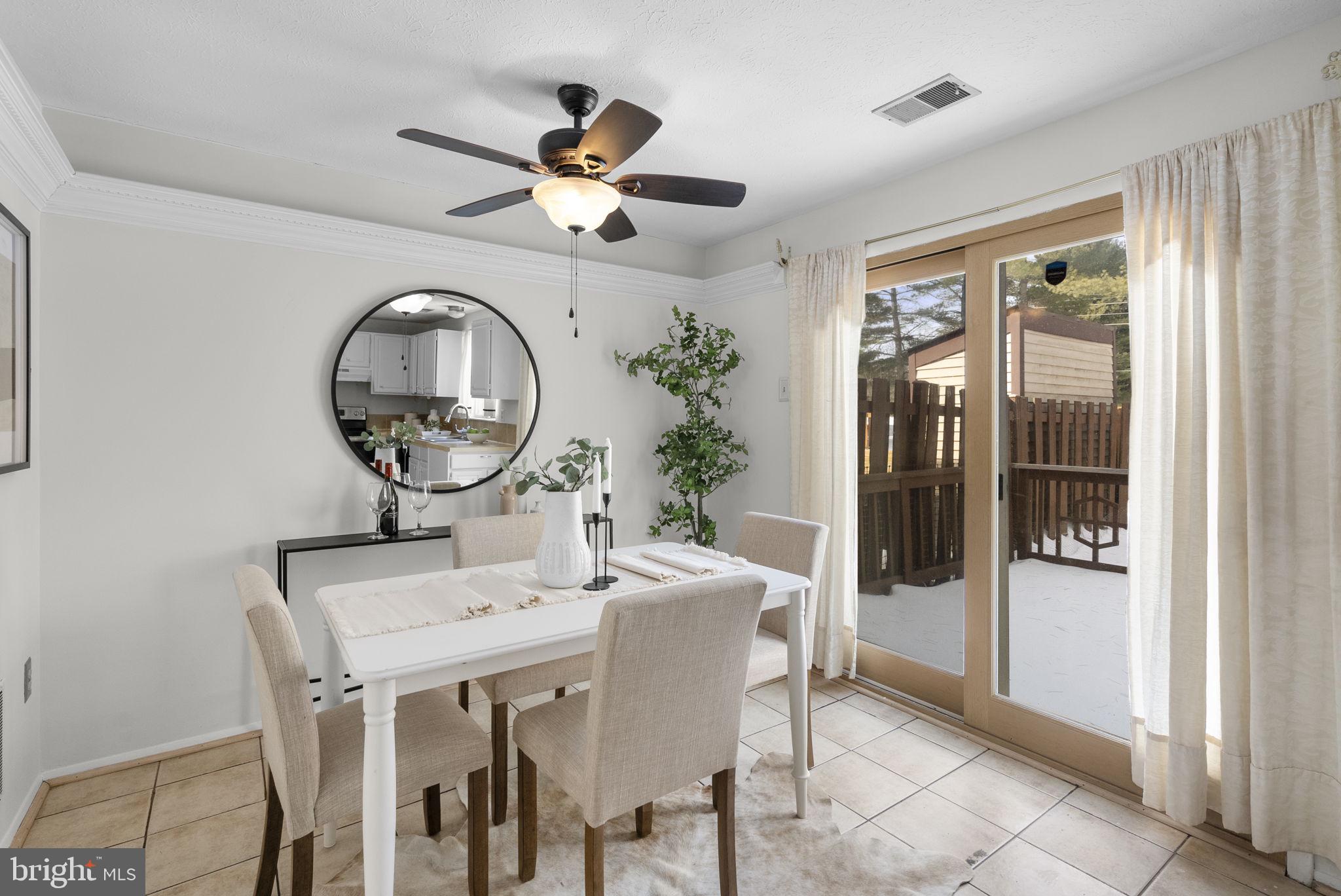 GLADE TOWN - Residential