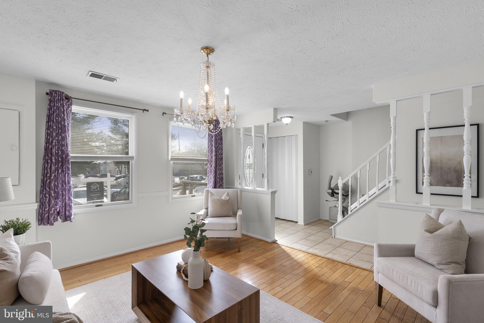 GLADE TOWN - Residential