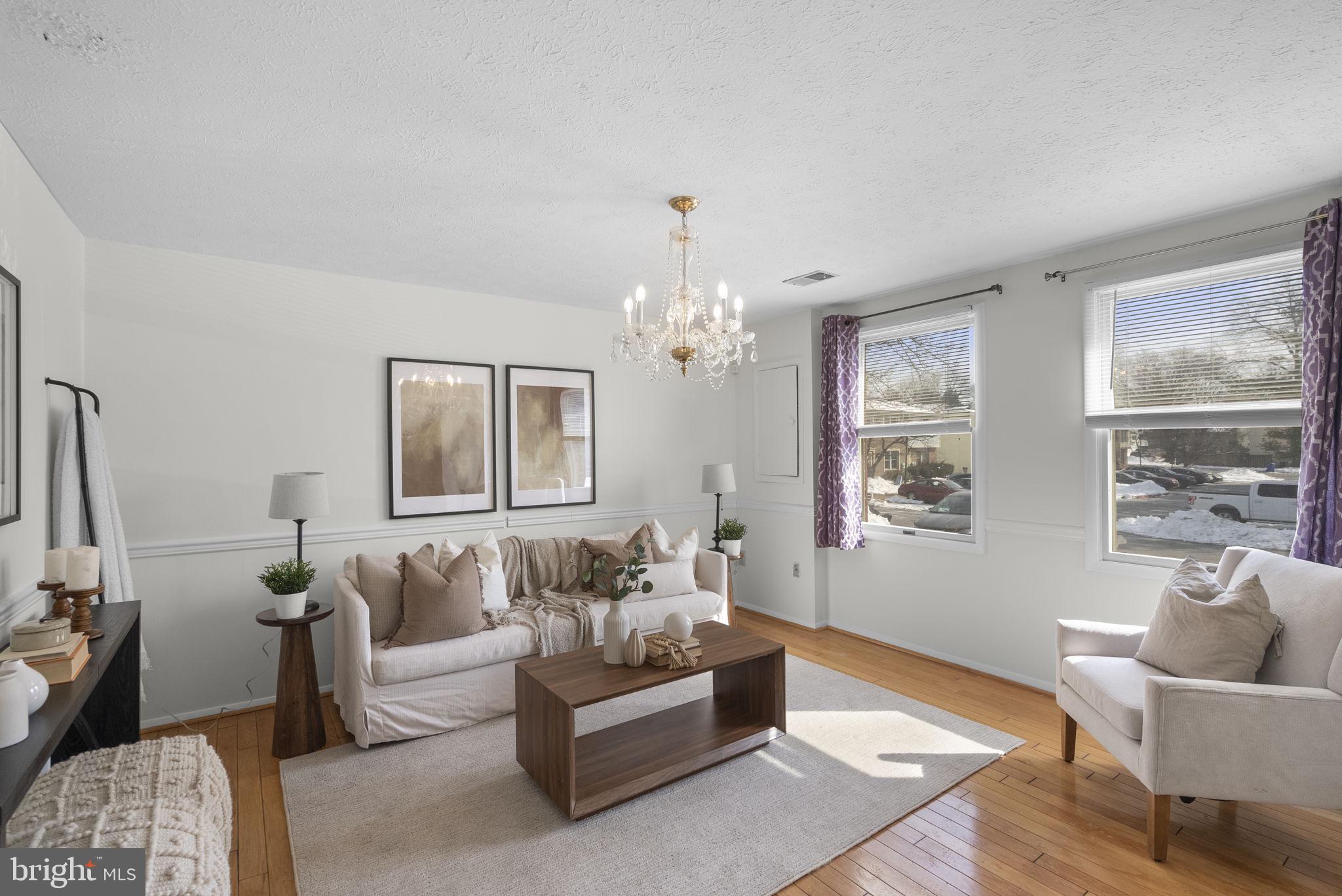 GLADE TOWN - Residential