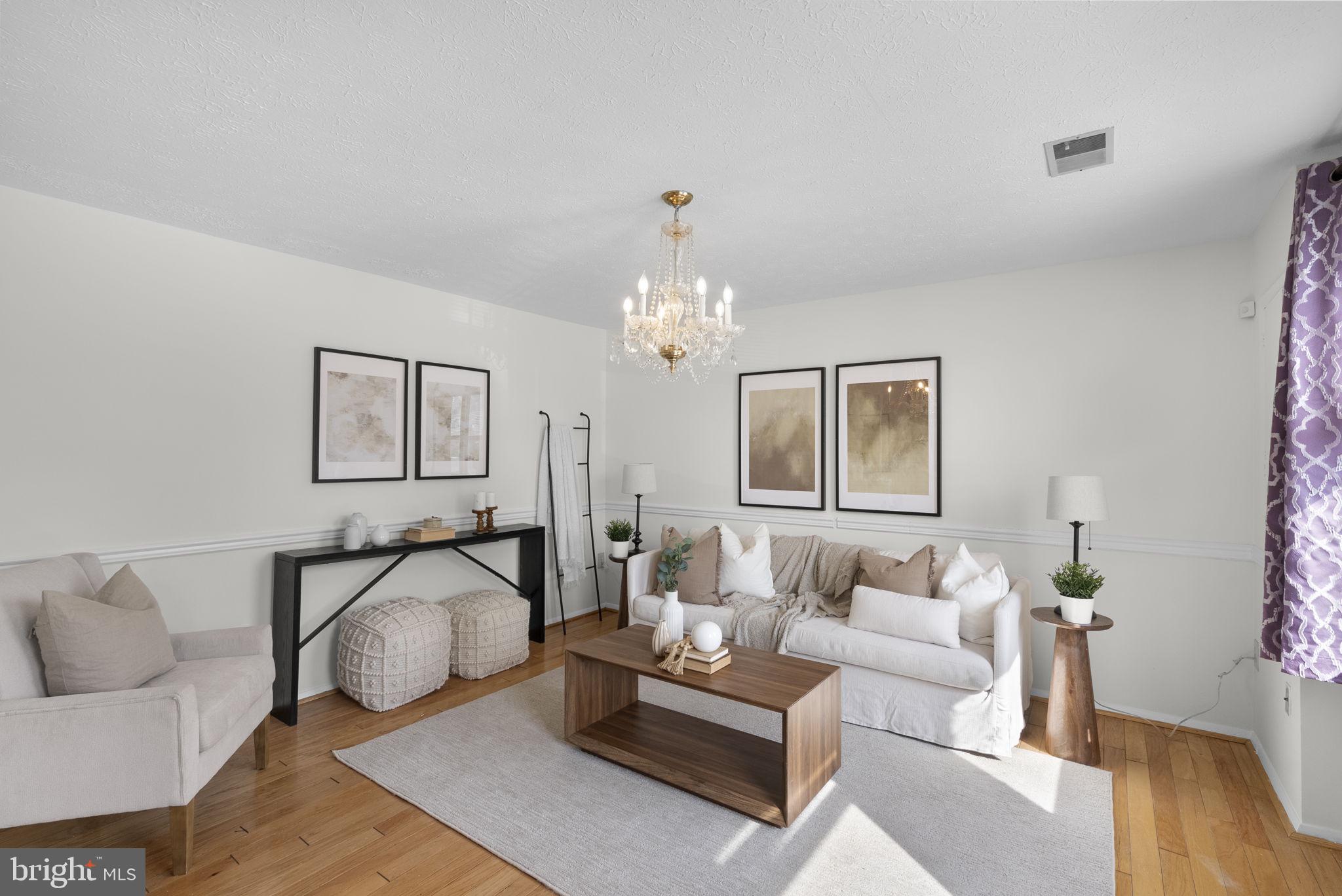 GLADE TOWN - Residential