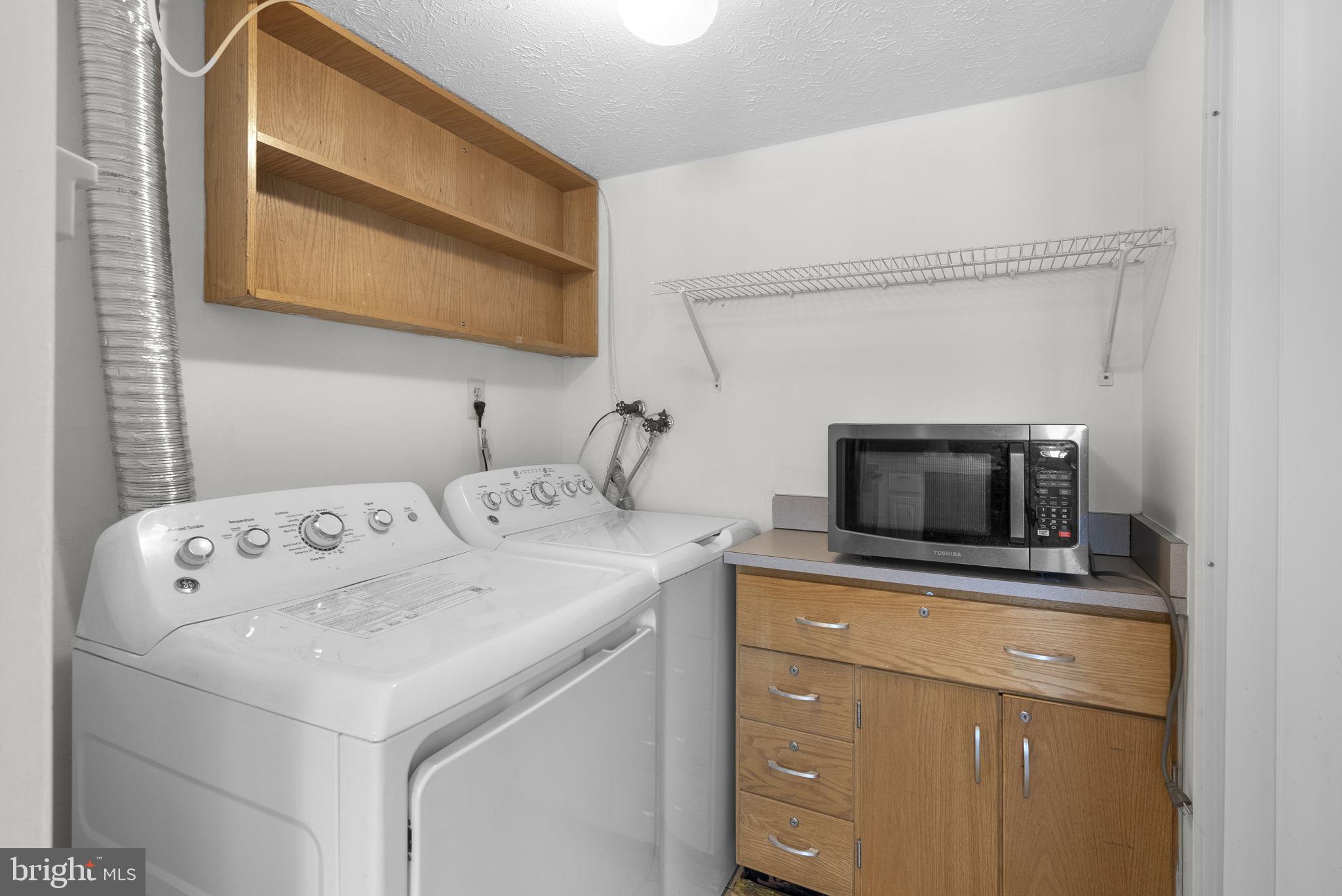 GLADE TOWN - Residential