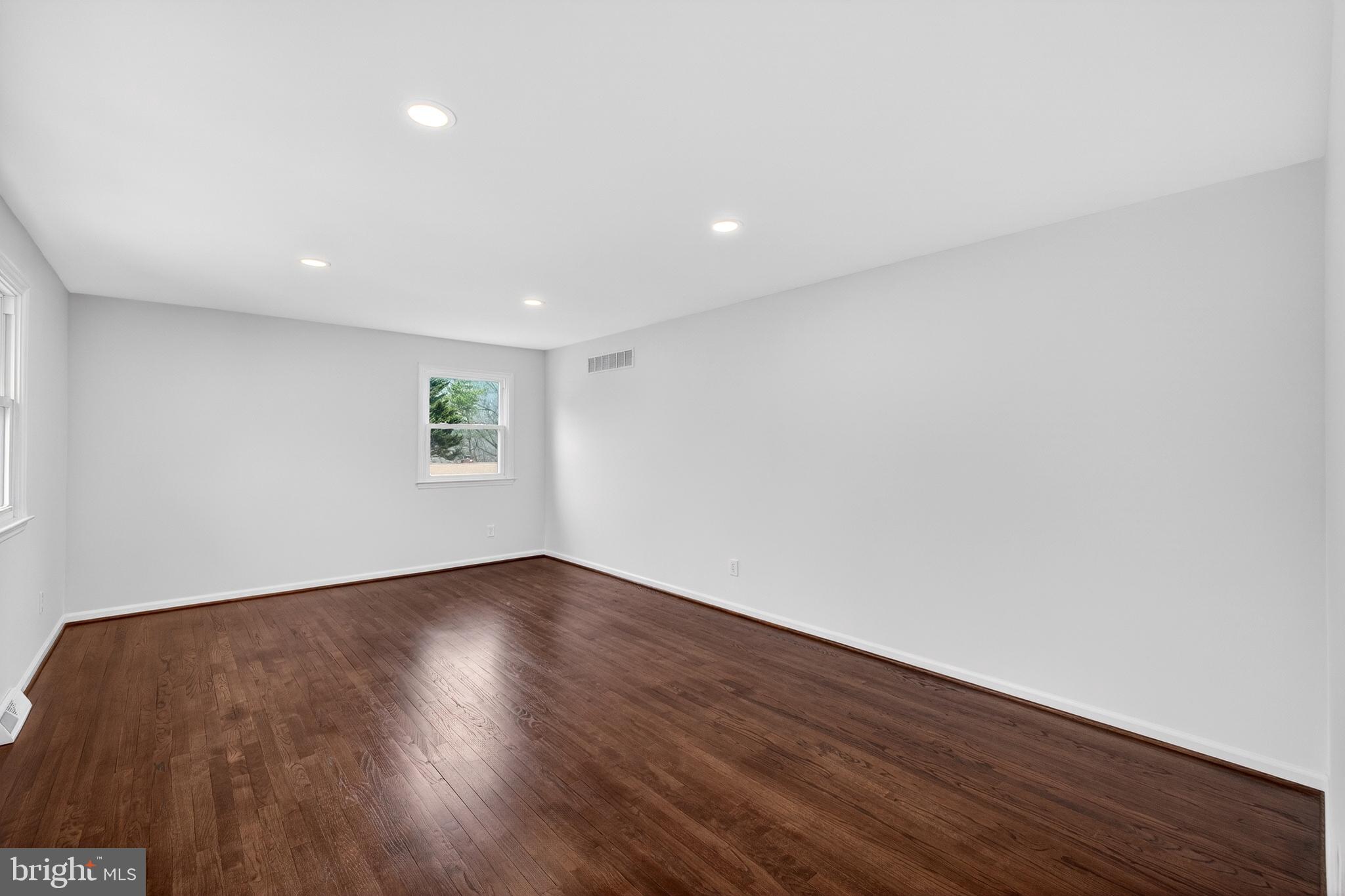 ARUNDEL - Residential