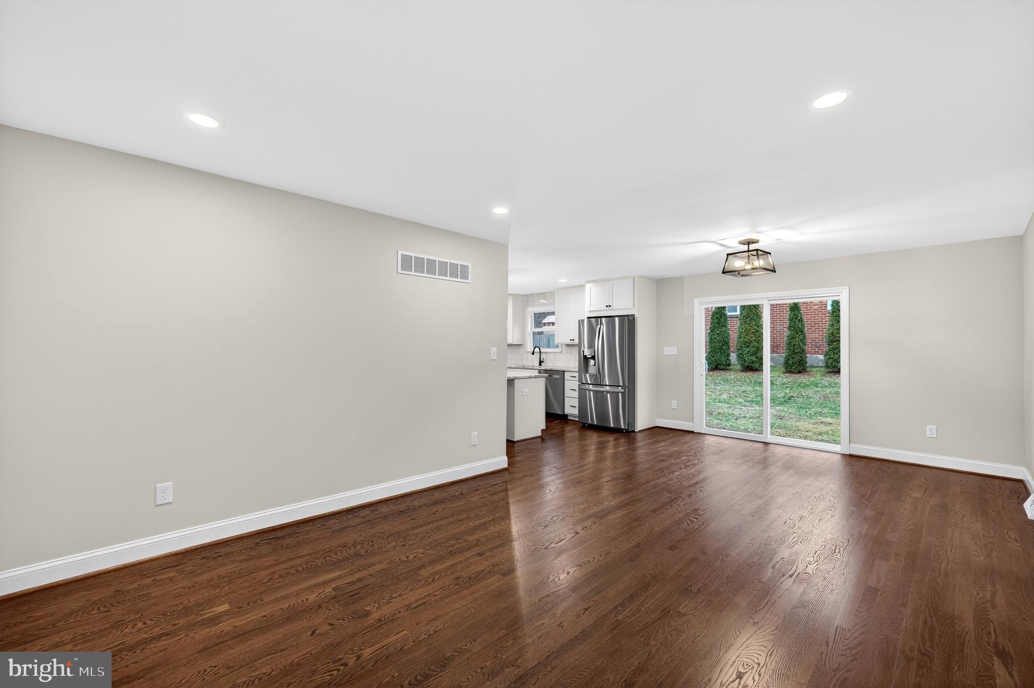 ARUNDEL - Residential