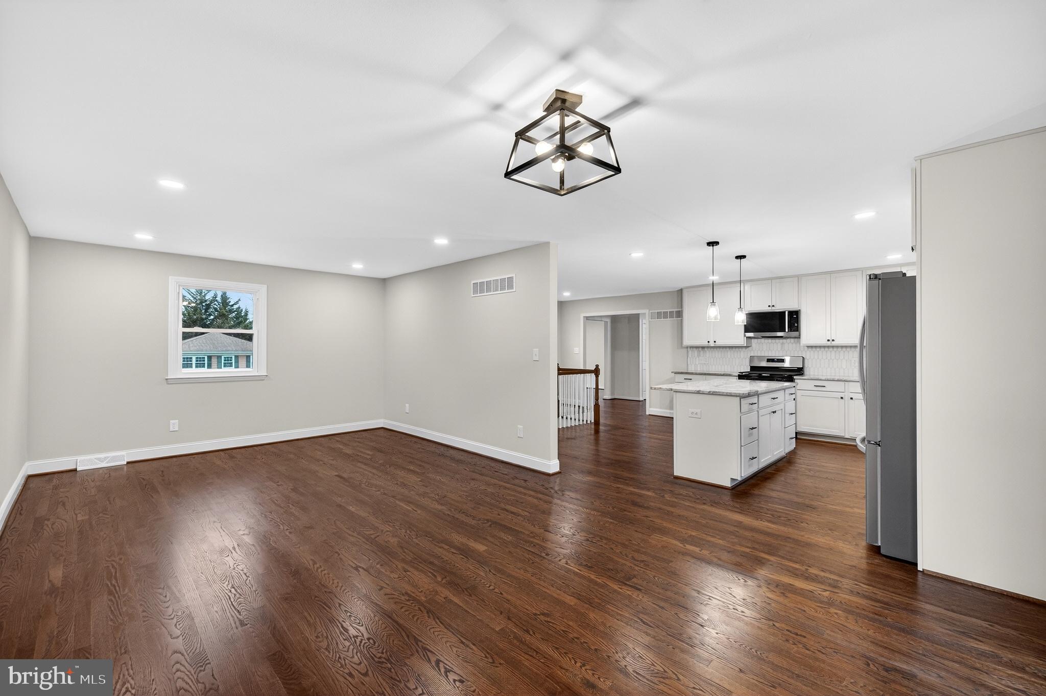 ARUNDEL - Residential