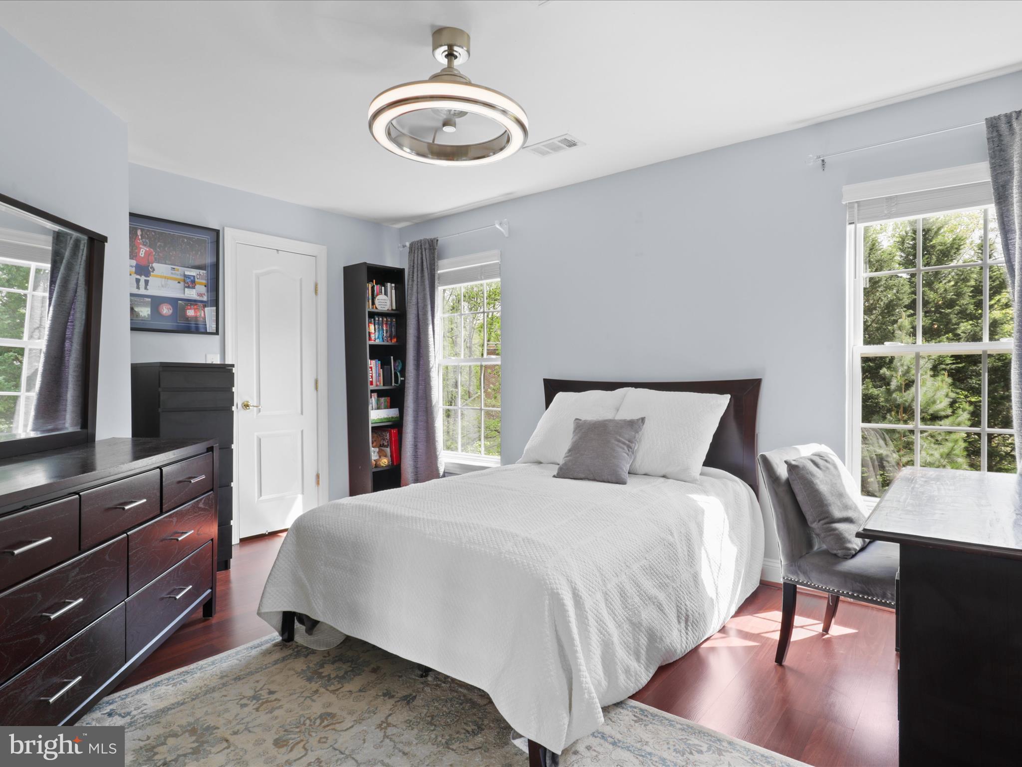 WARNERS - Residential