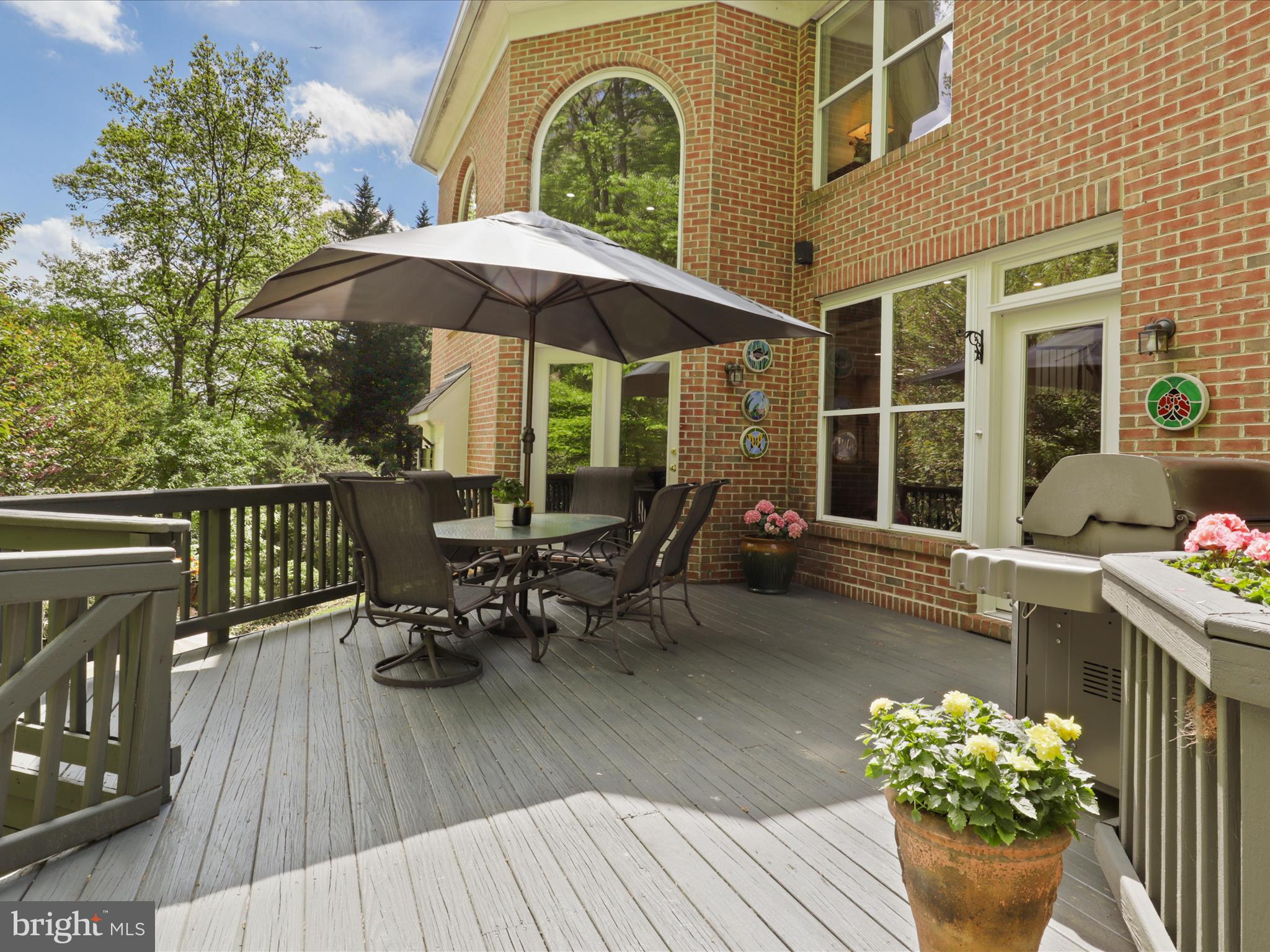 WARNERS - Residential