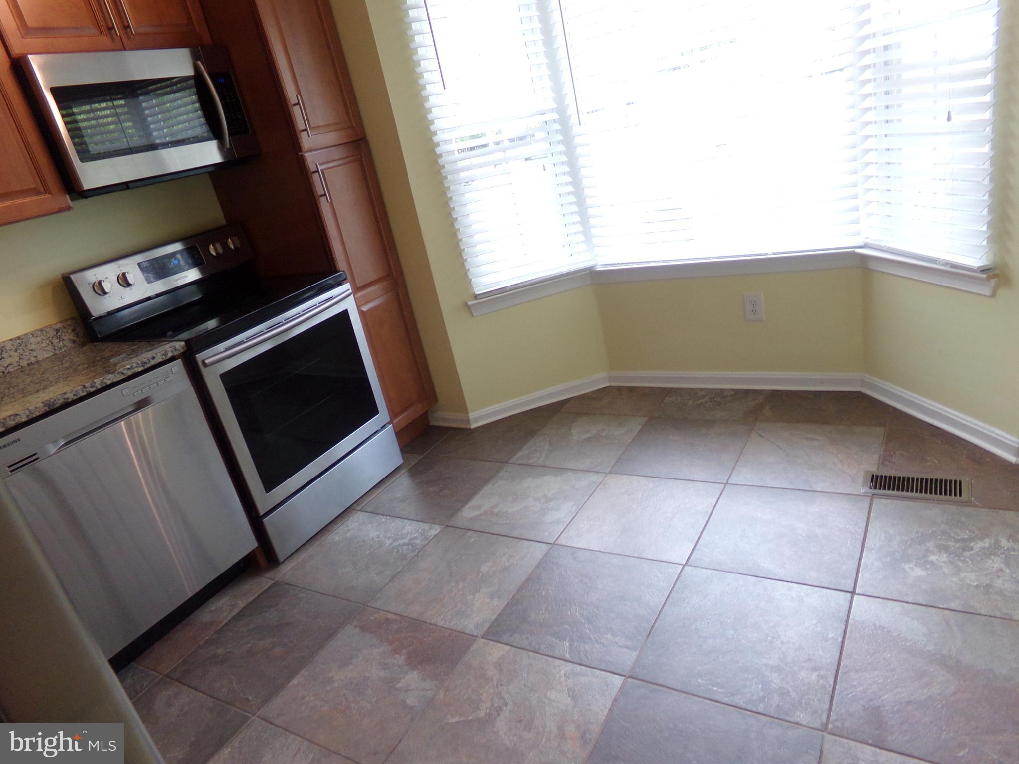 MT LUBENTIA PLAT THREE - Residential Lease