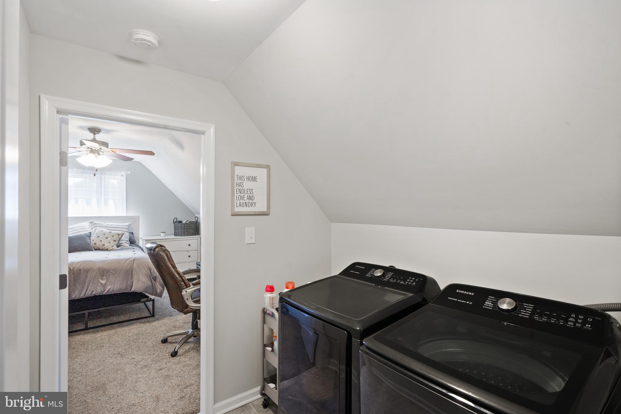 RED HILL - Residential