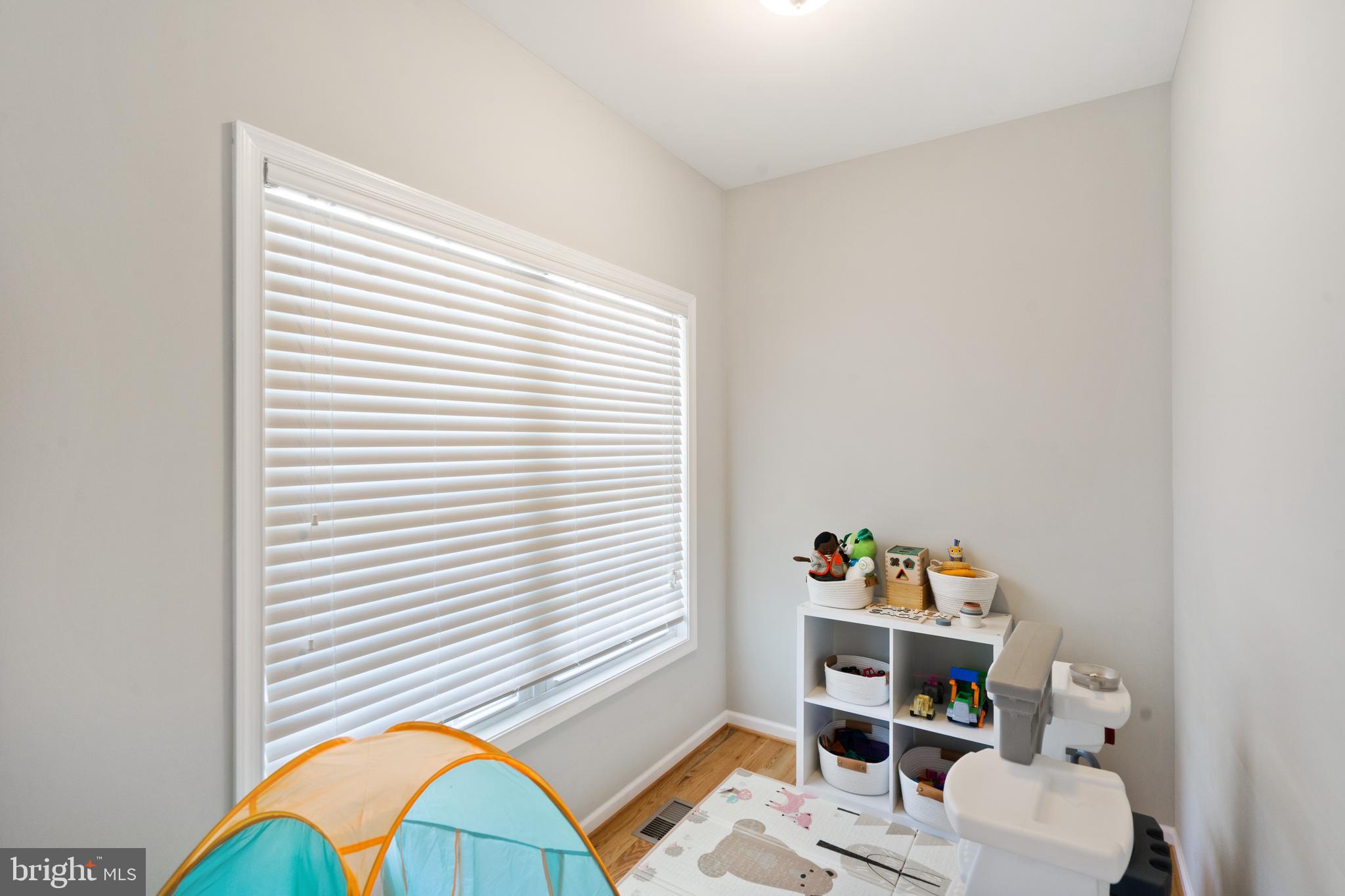 RED HILL - Residential