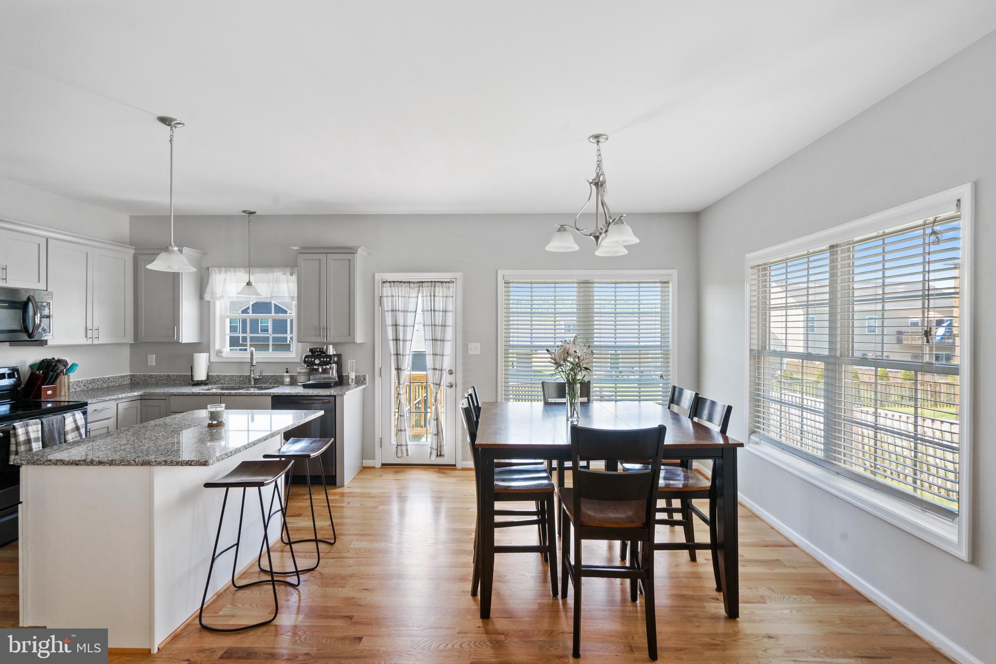 RED HILL - Residential