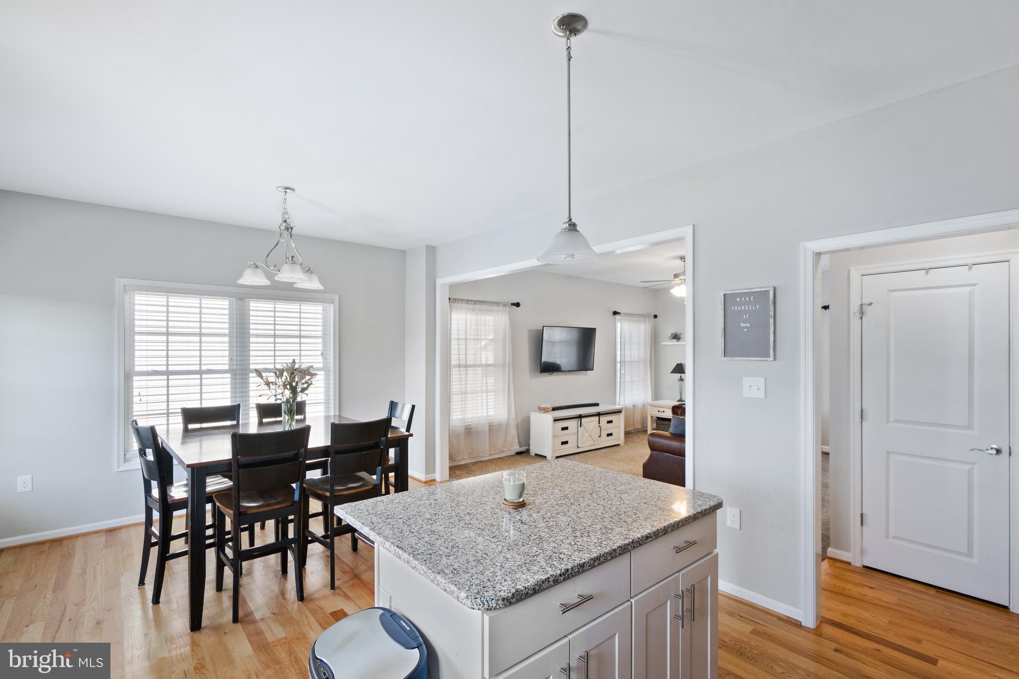 RED HILL - Residential