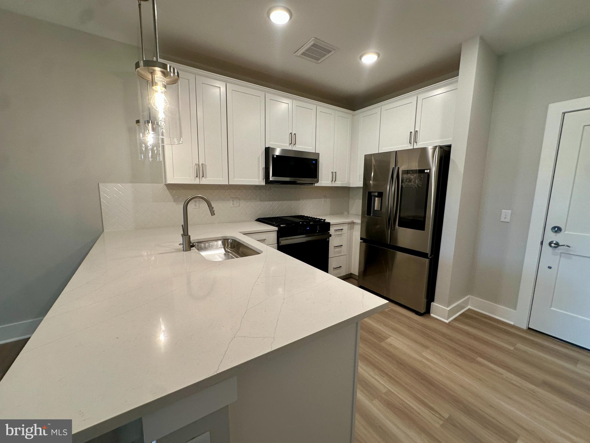 ELEMENT AT MILL CREEK - Residential Lease