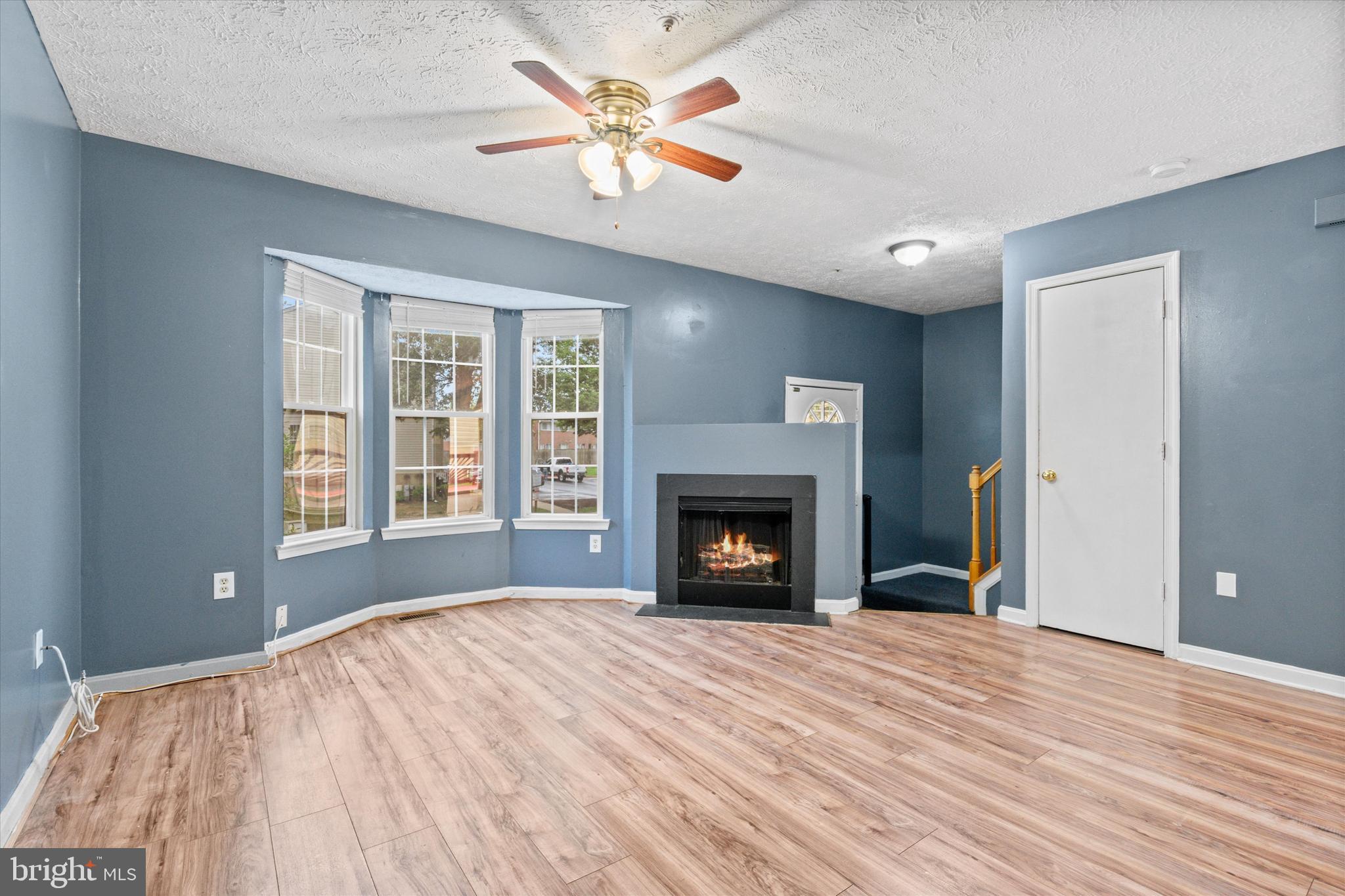 OXFORD LANDING - Residential
