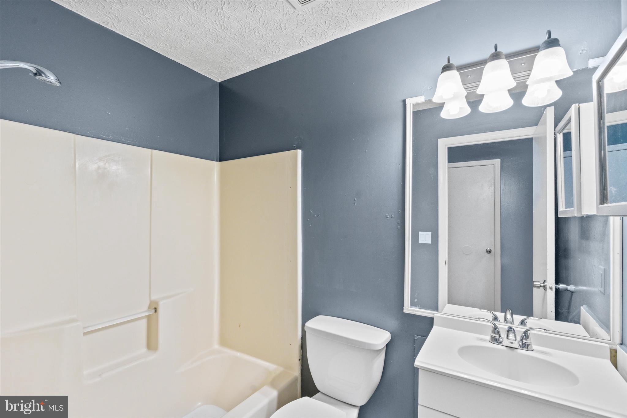 OXFORD LANDING - Residential