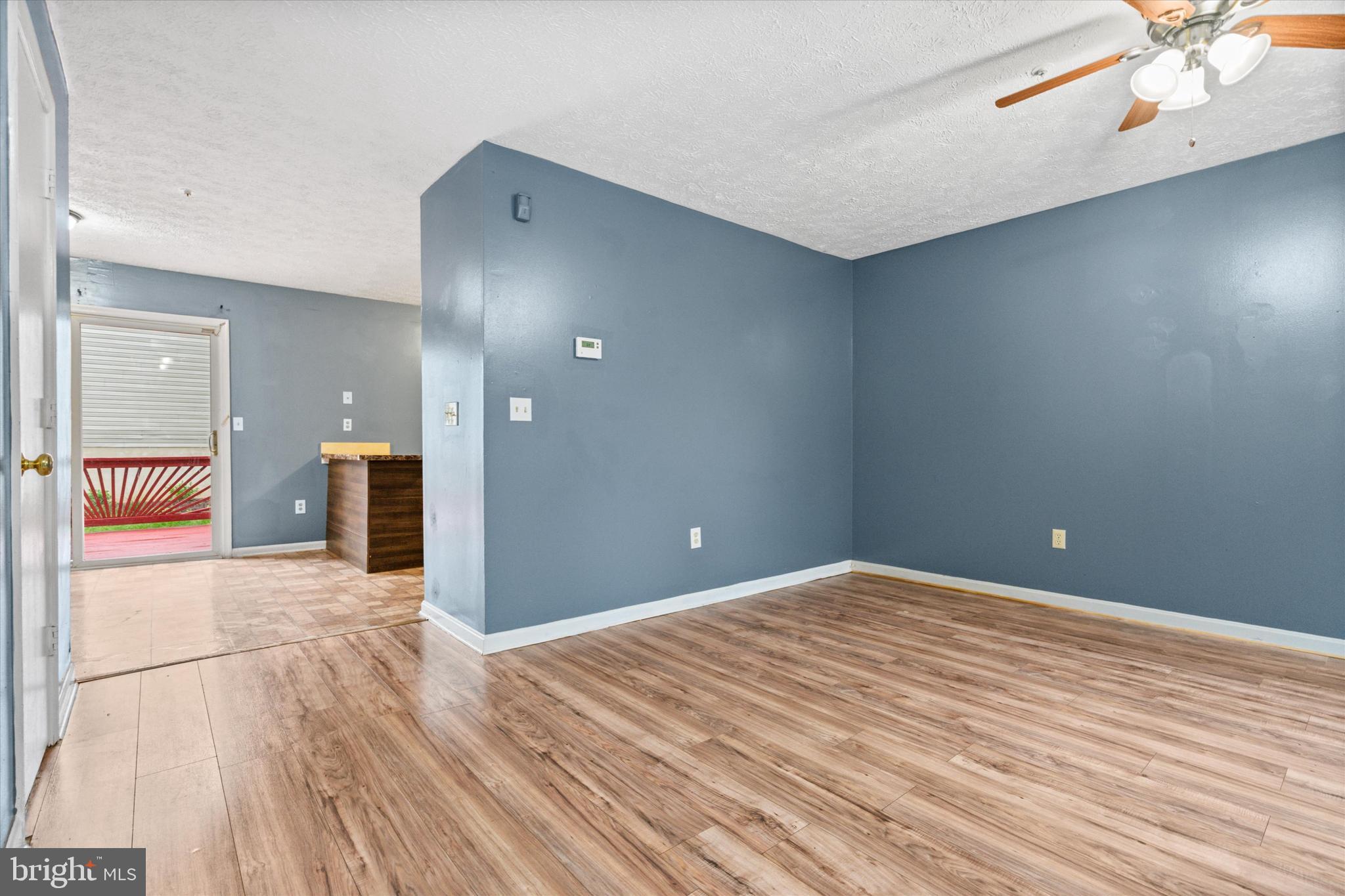 OXFORD LANDING - Residential
