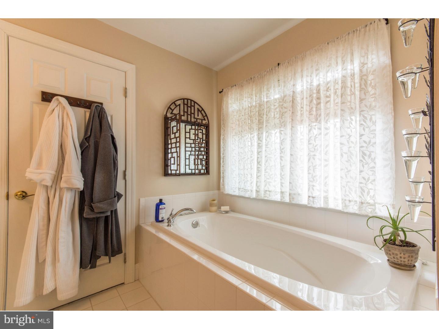 EAGLEVIEW - Residential