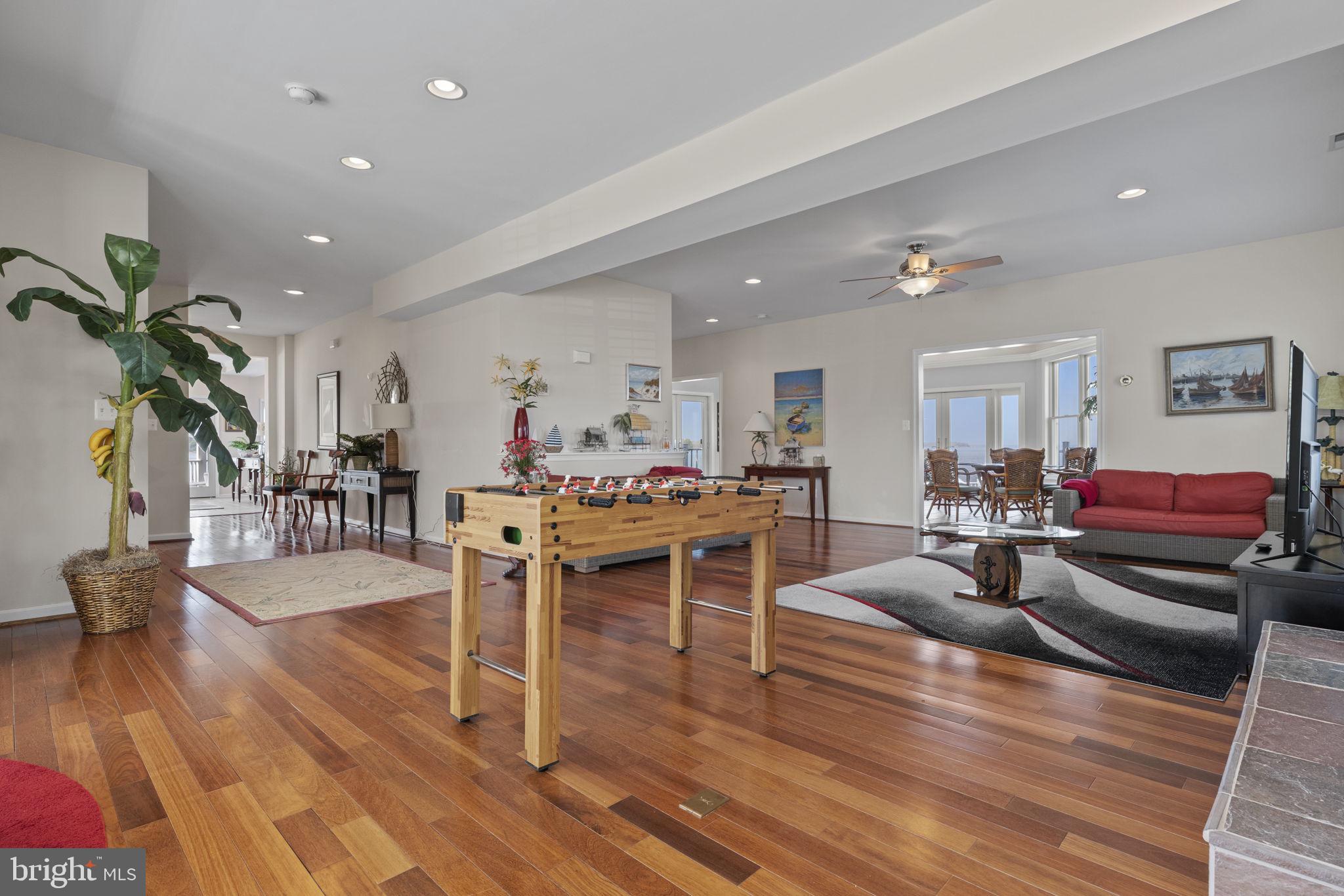 MILLERS ISLAND - Residential