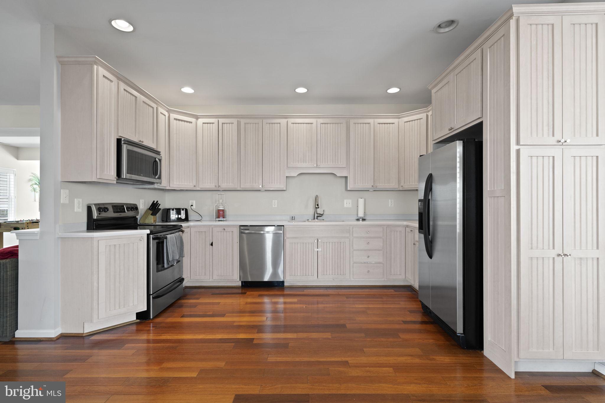 MILLERS ISLAND - Residential