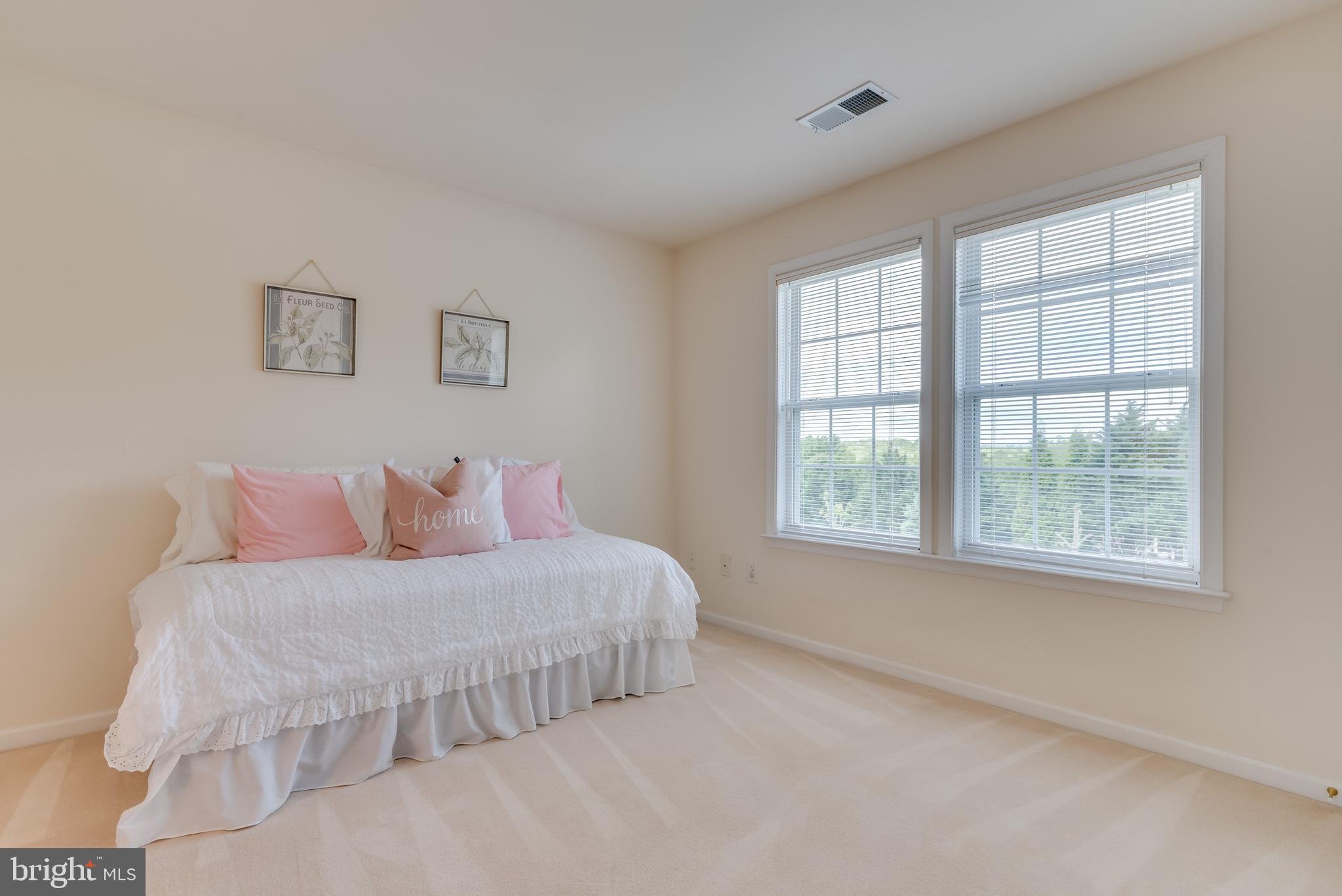 ROSEMONT ORCHARD - Residential