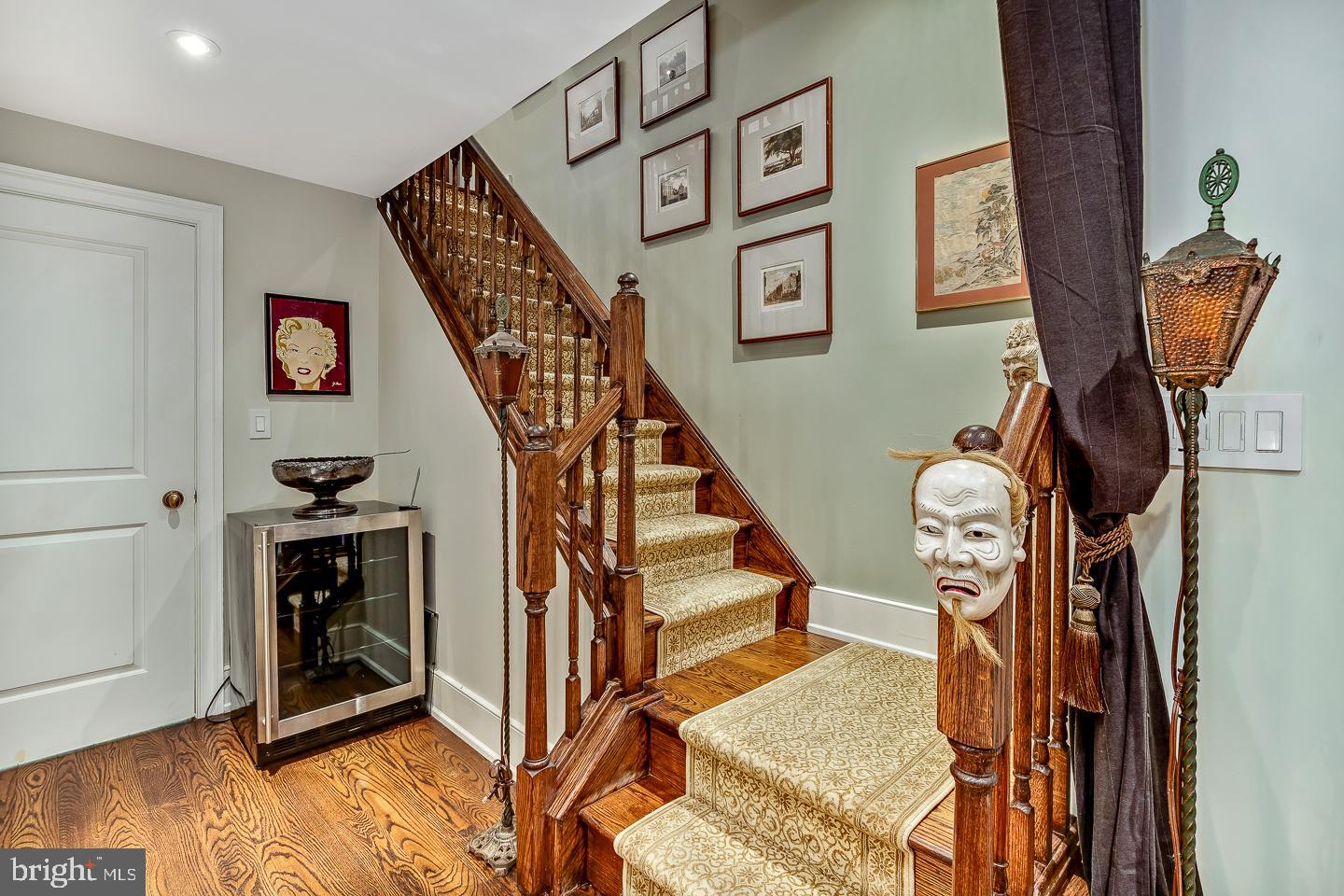 SOCIETY HILL - Residential